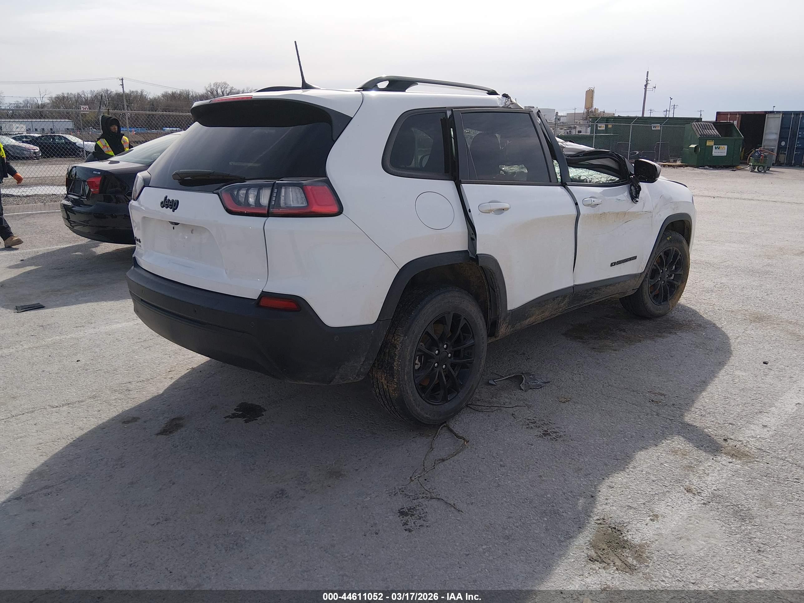 JEEP CHEROKEE image 4