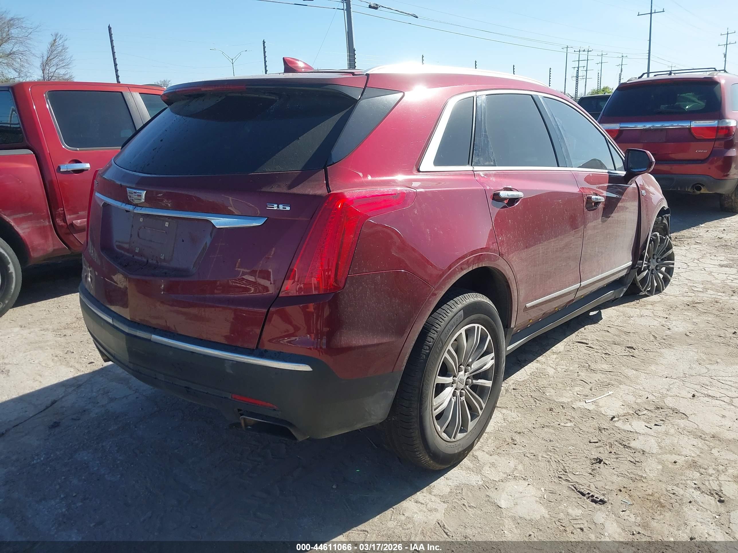 CADILLAC XT5 image 4