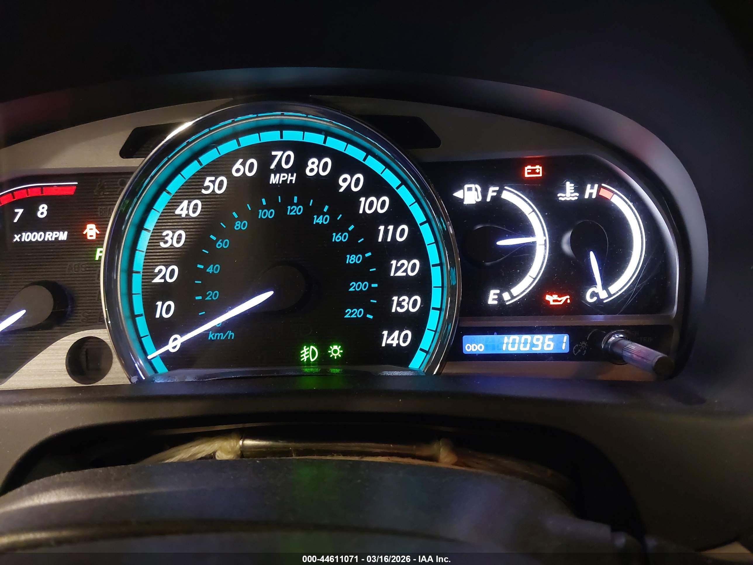 TOYOTA VENZA image 7