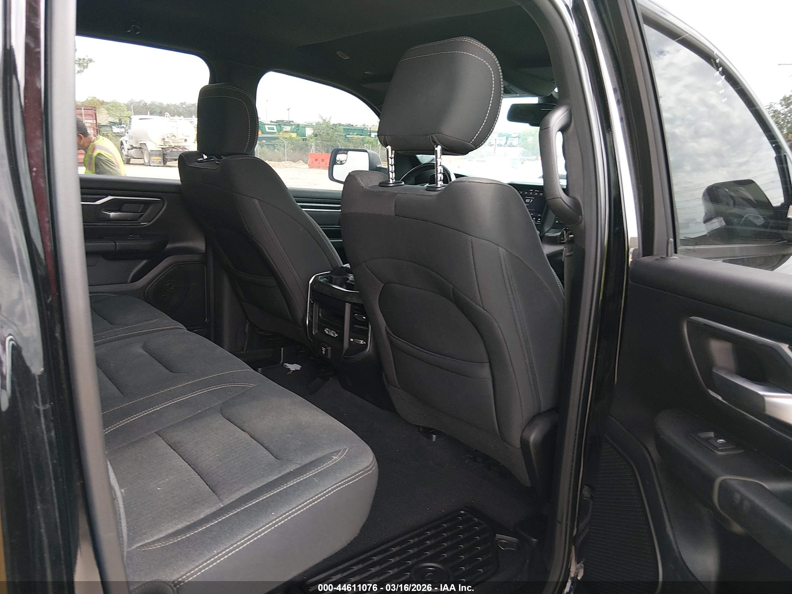 RAM 1500 image 8
