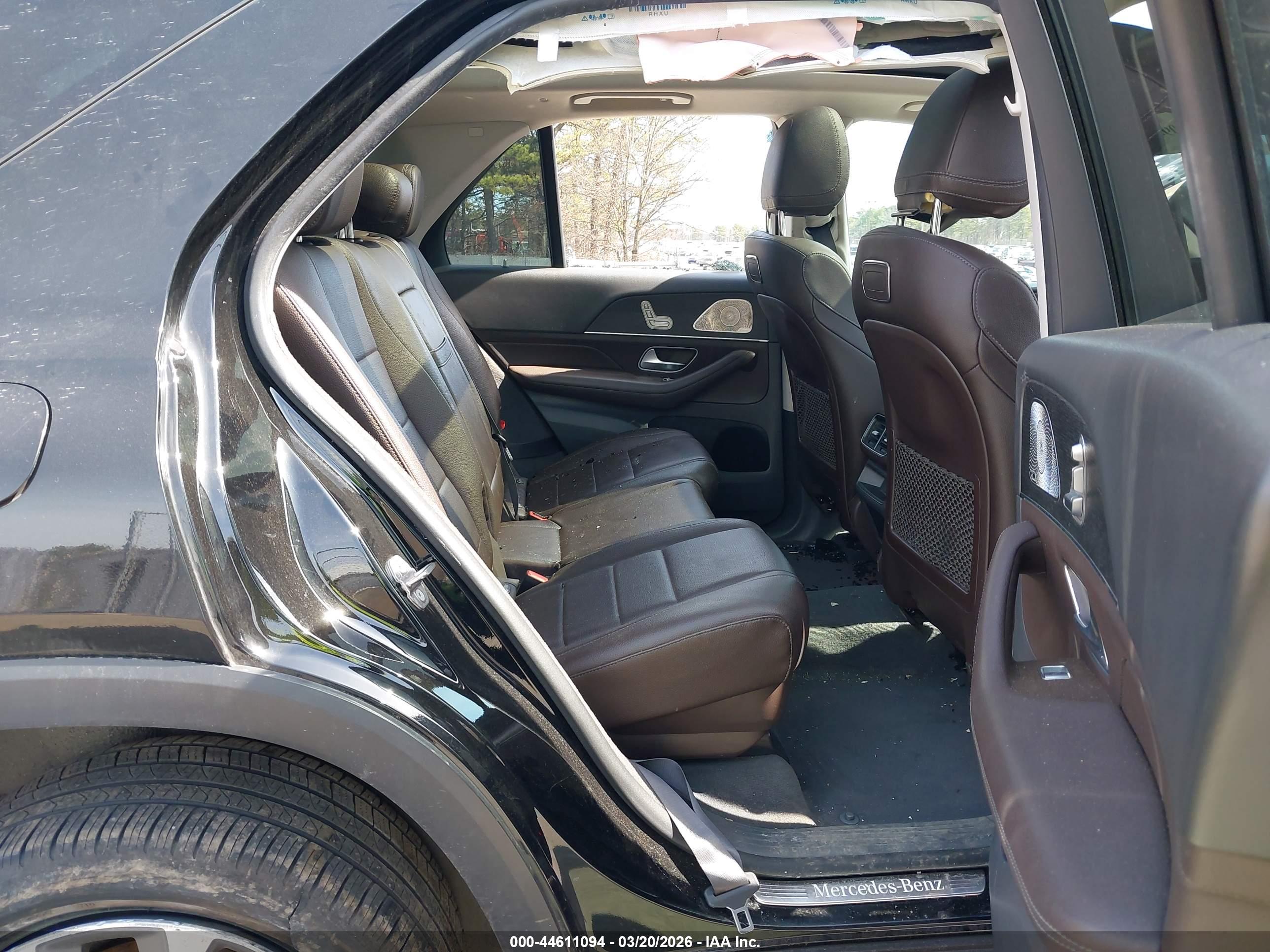 MERCEDES-BENZ GLE image 8