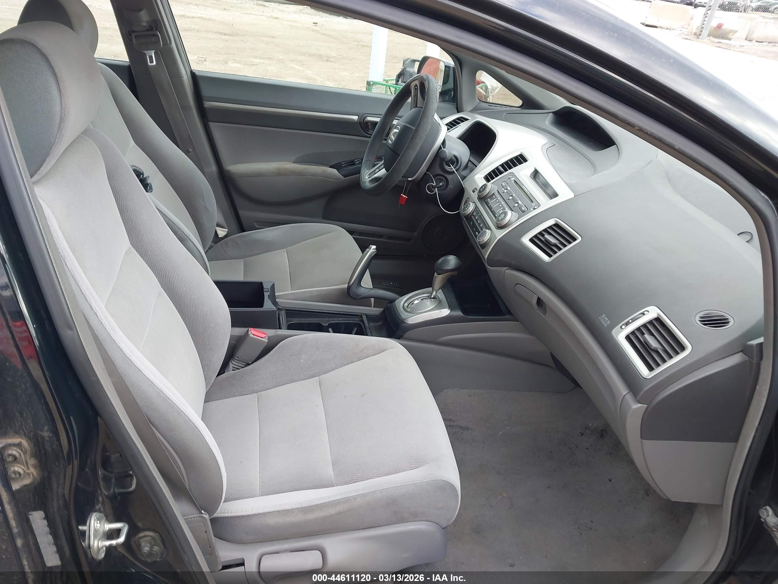 HONDA CIVIC image 5
