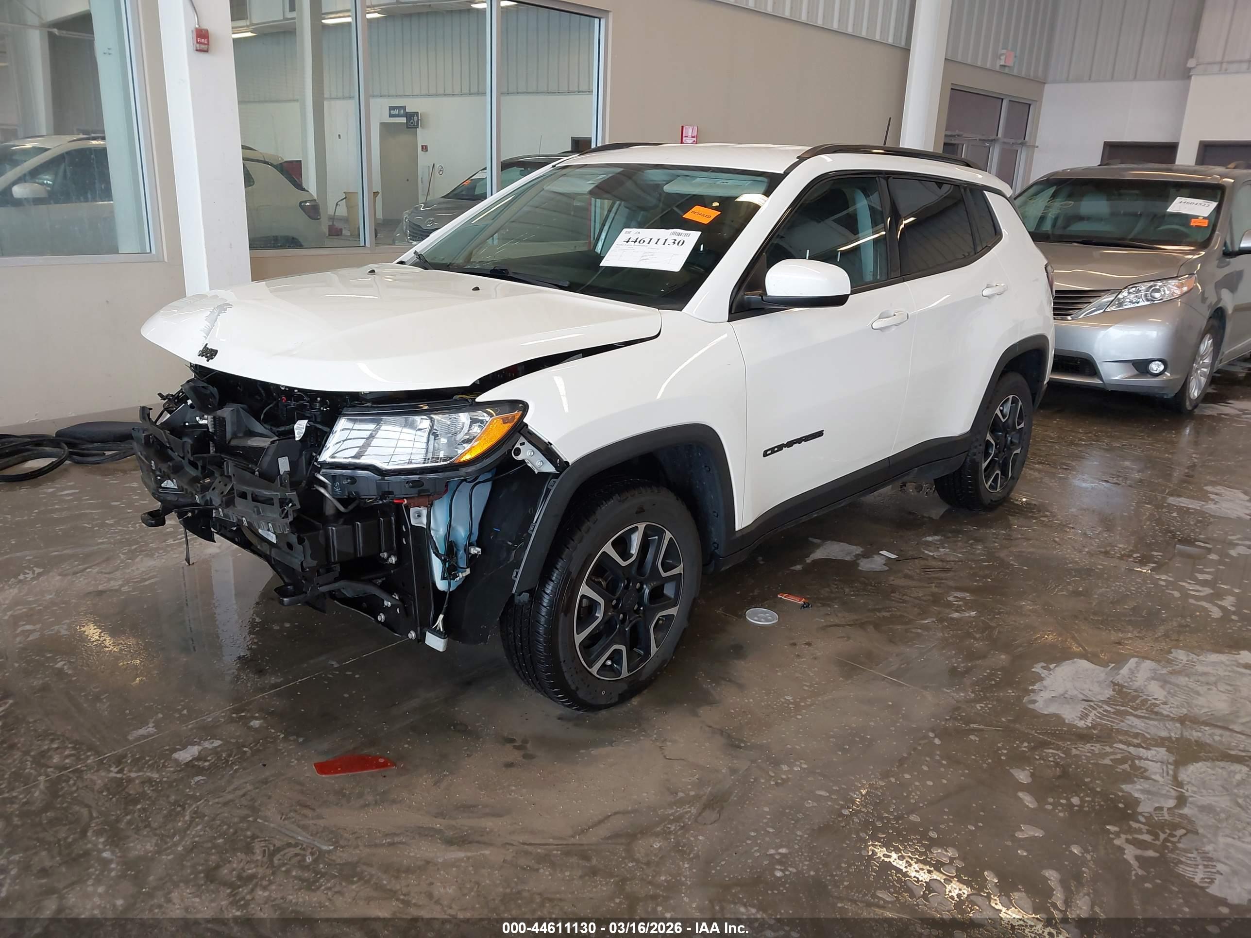 JEEP COMPASS image 2