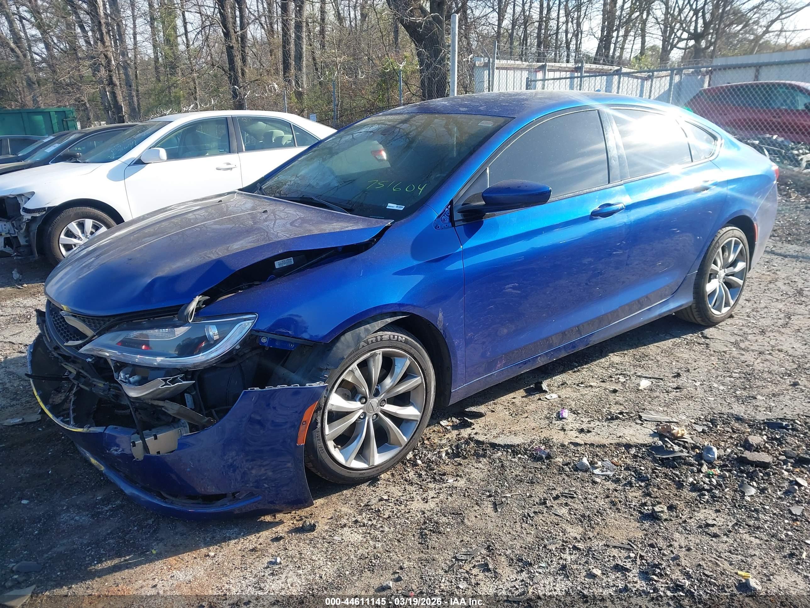 CHRYSLER 200 image 2