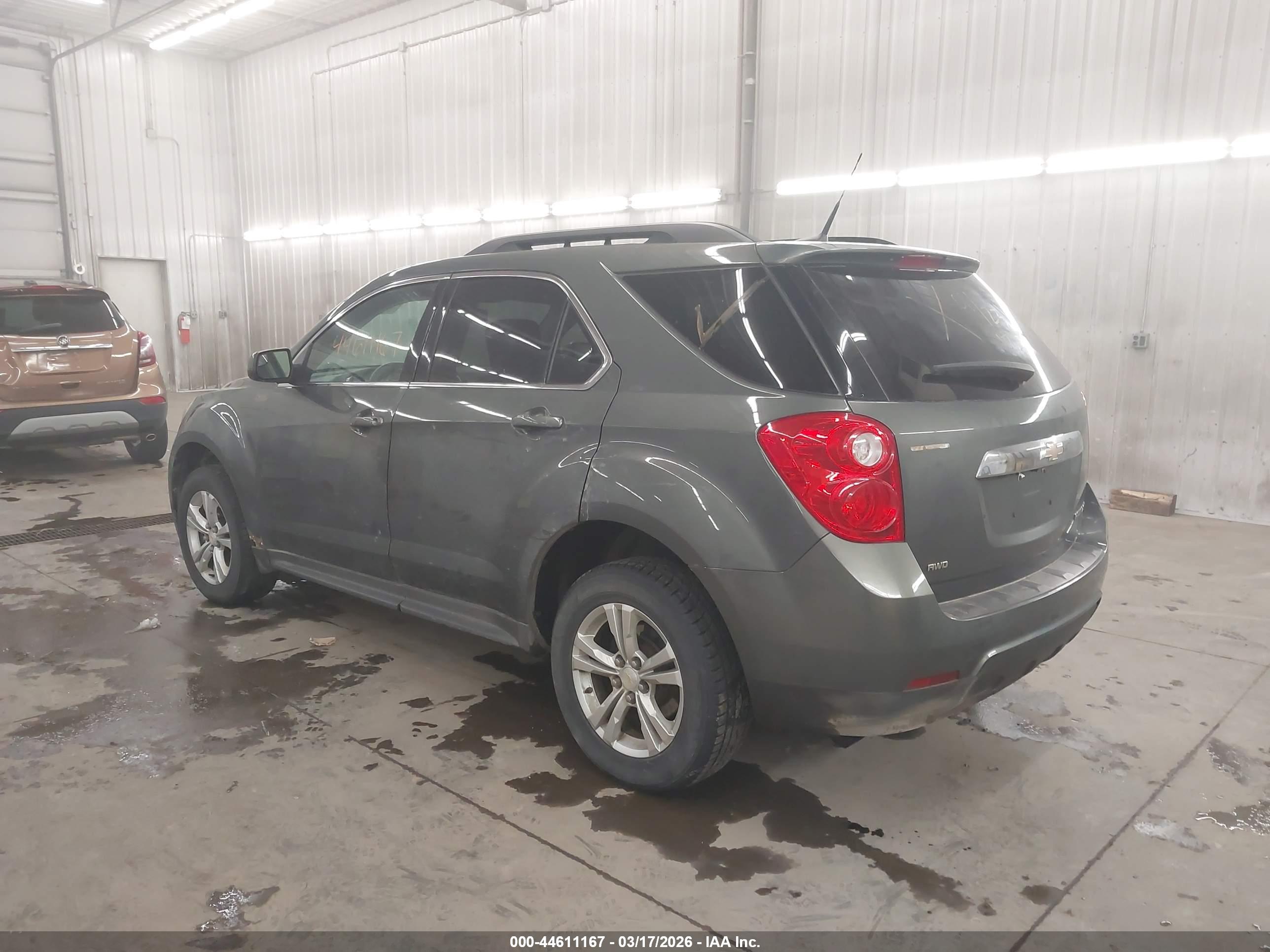 CHEVROLET EQUINOX image 3
