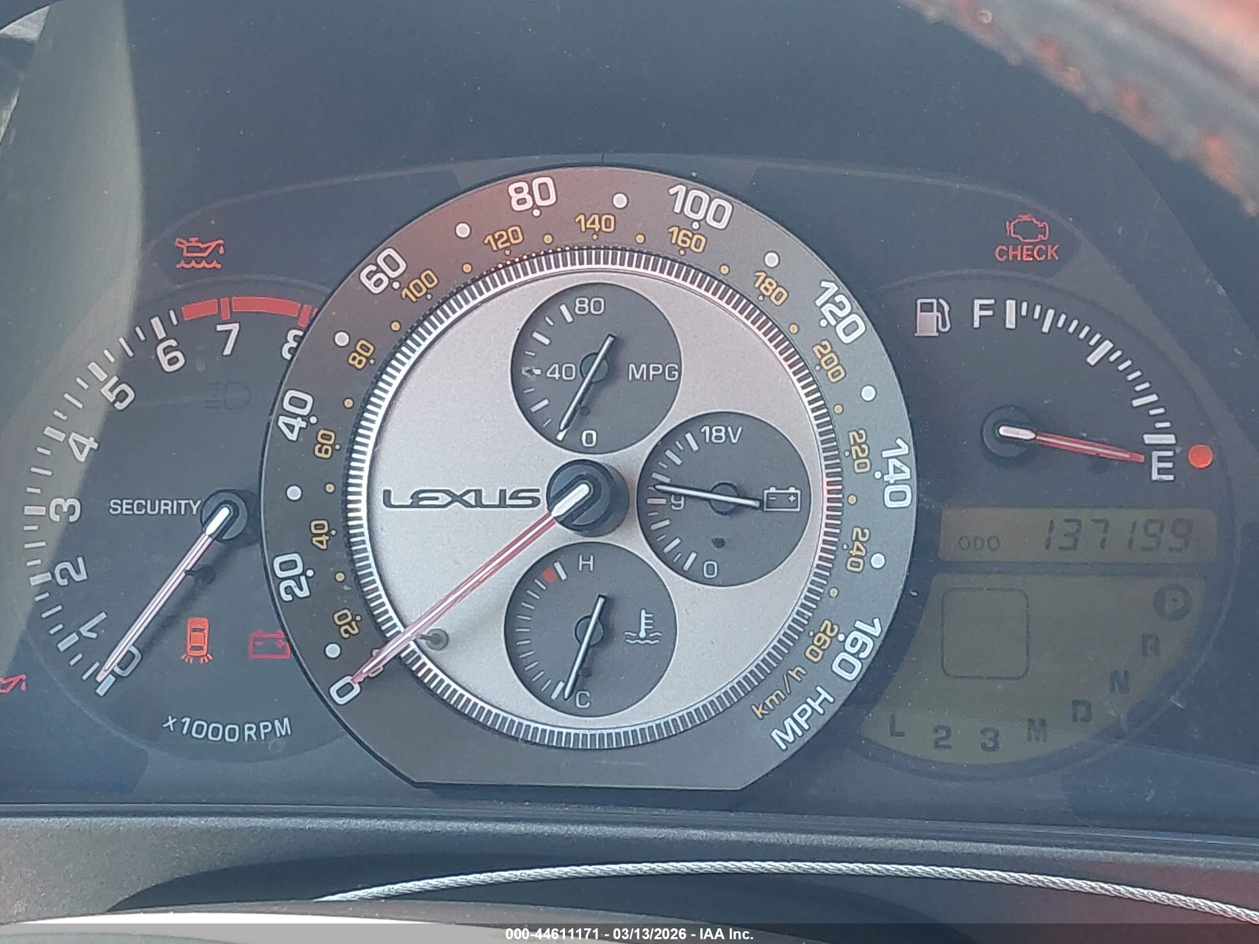 LEXUS IS image 7