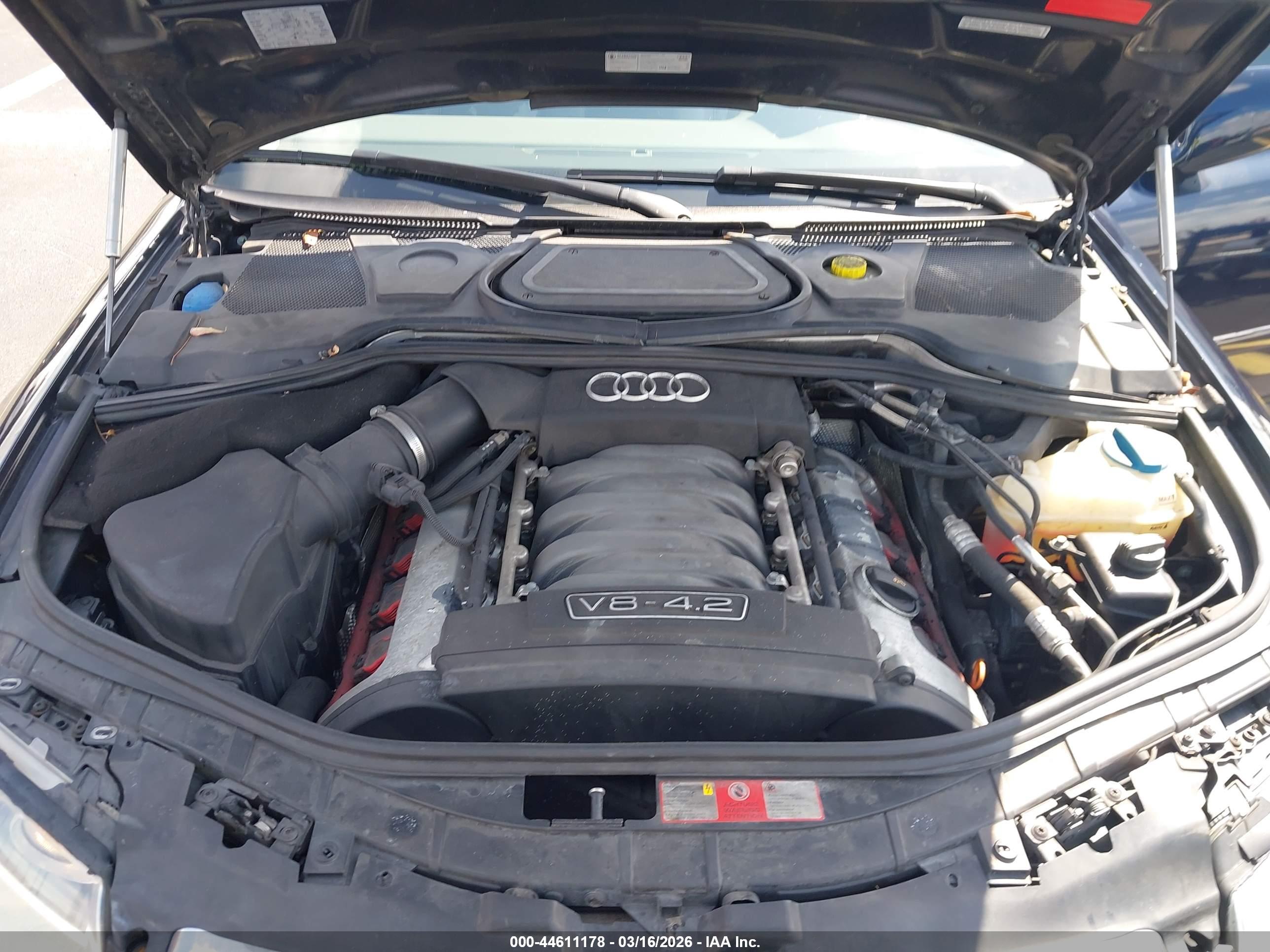 AUDI A8 image 10