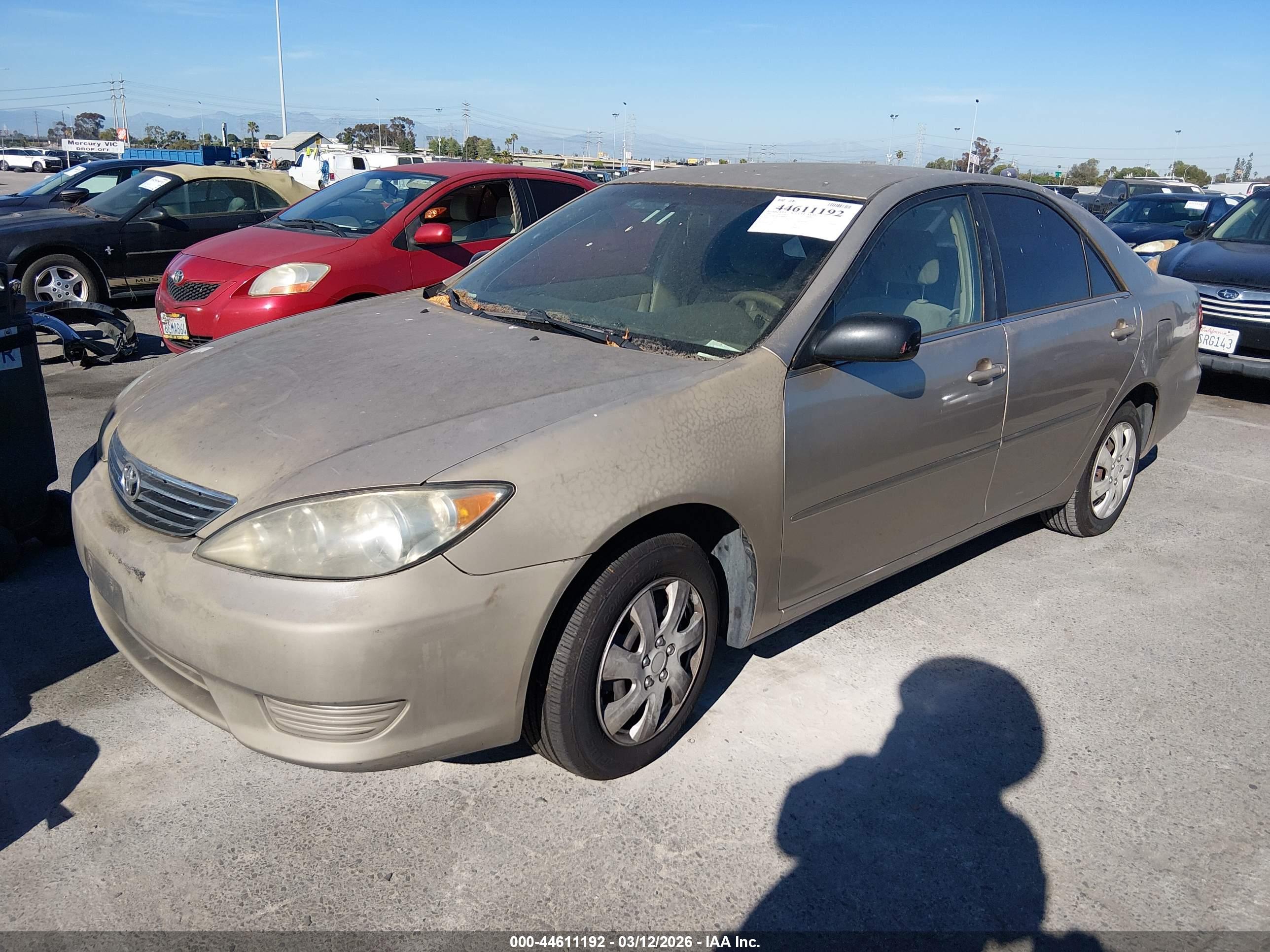 TOYOTA CAMRY image 2