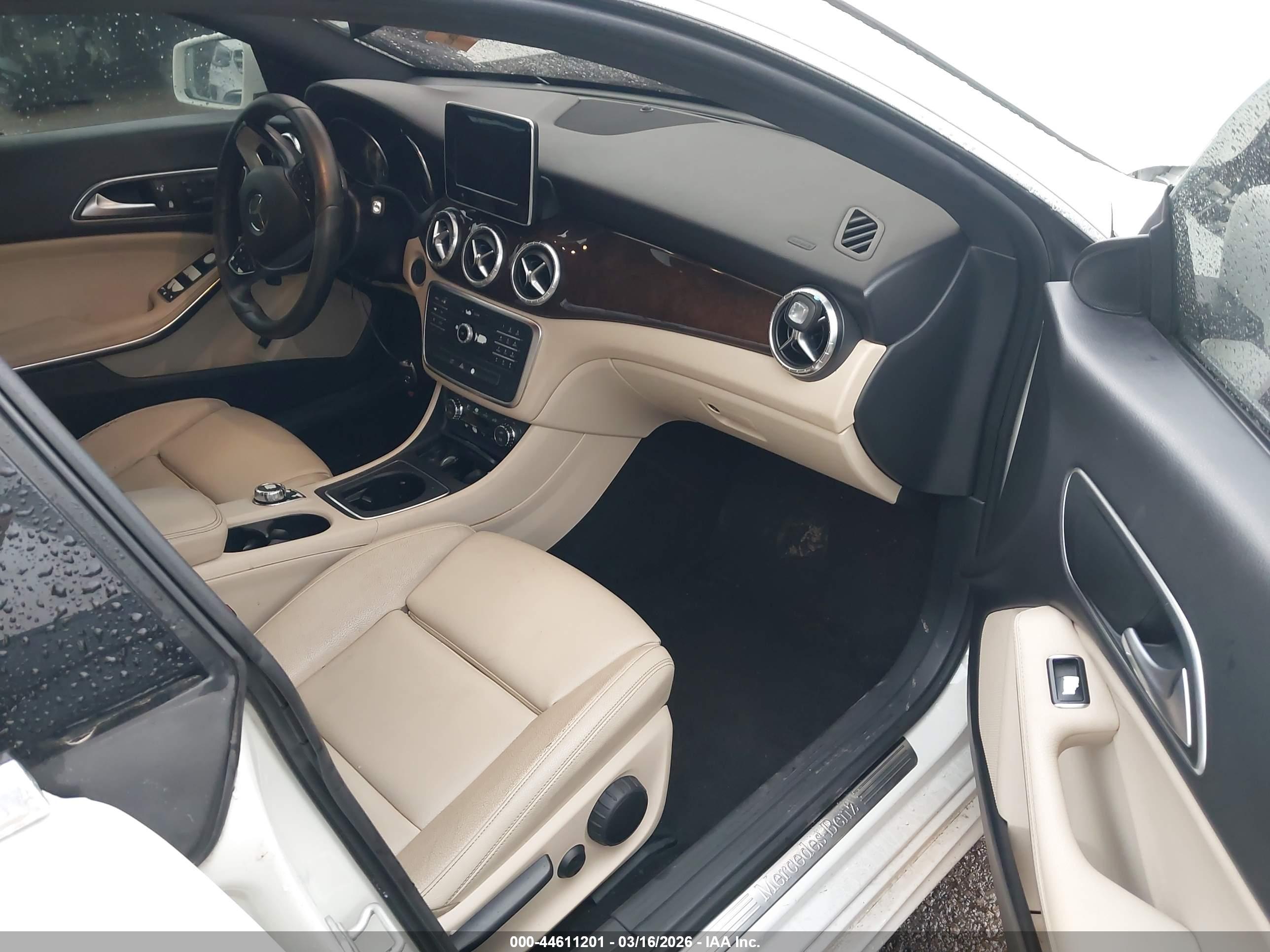 MERCEDES-BENZ CLA image 5