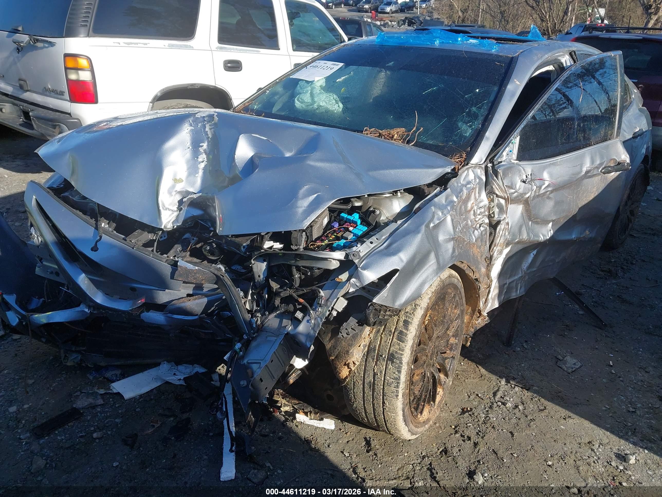 TOYOTA CAMRY image 6