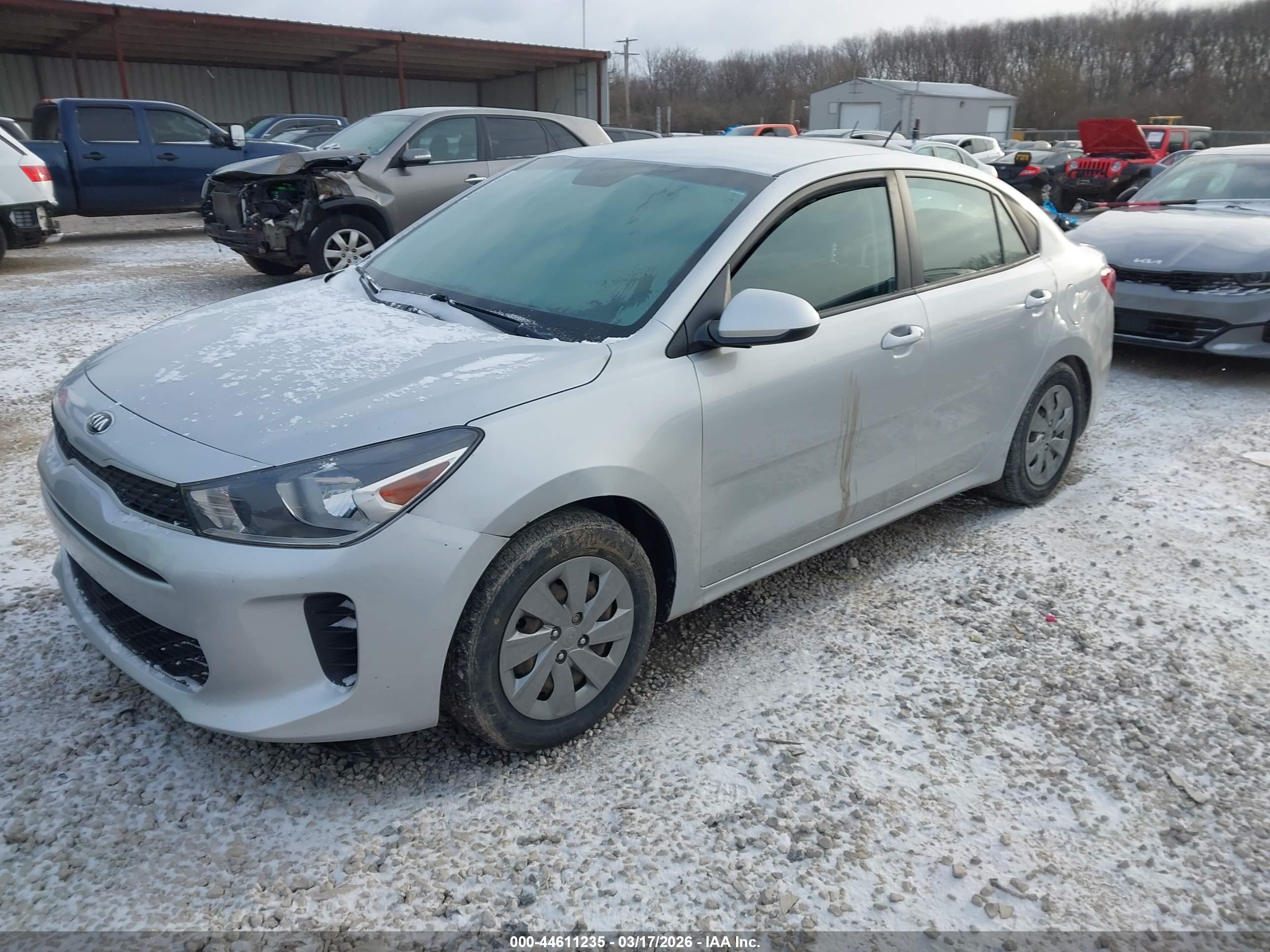 KIA RIO image 2