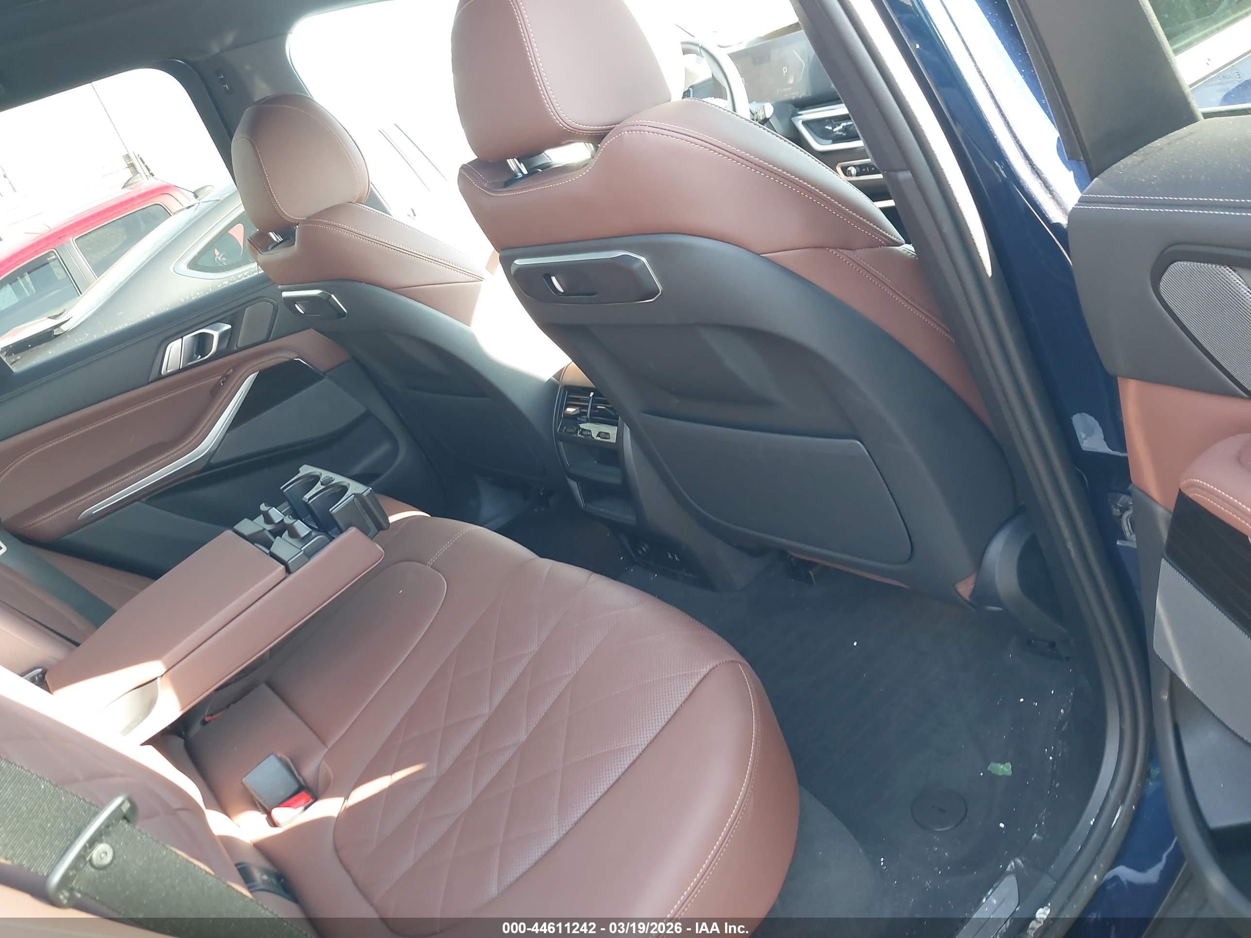 BMW X5 image 8