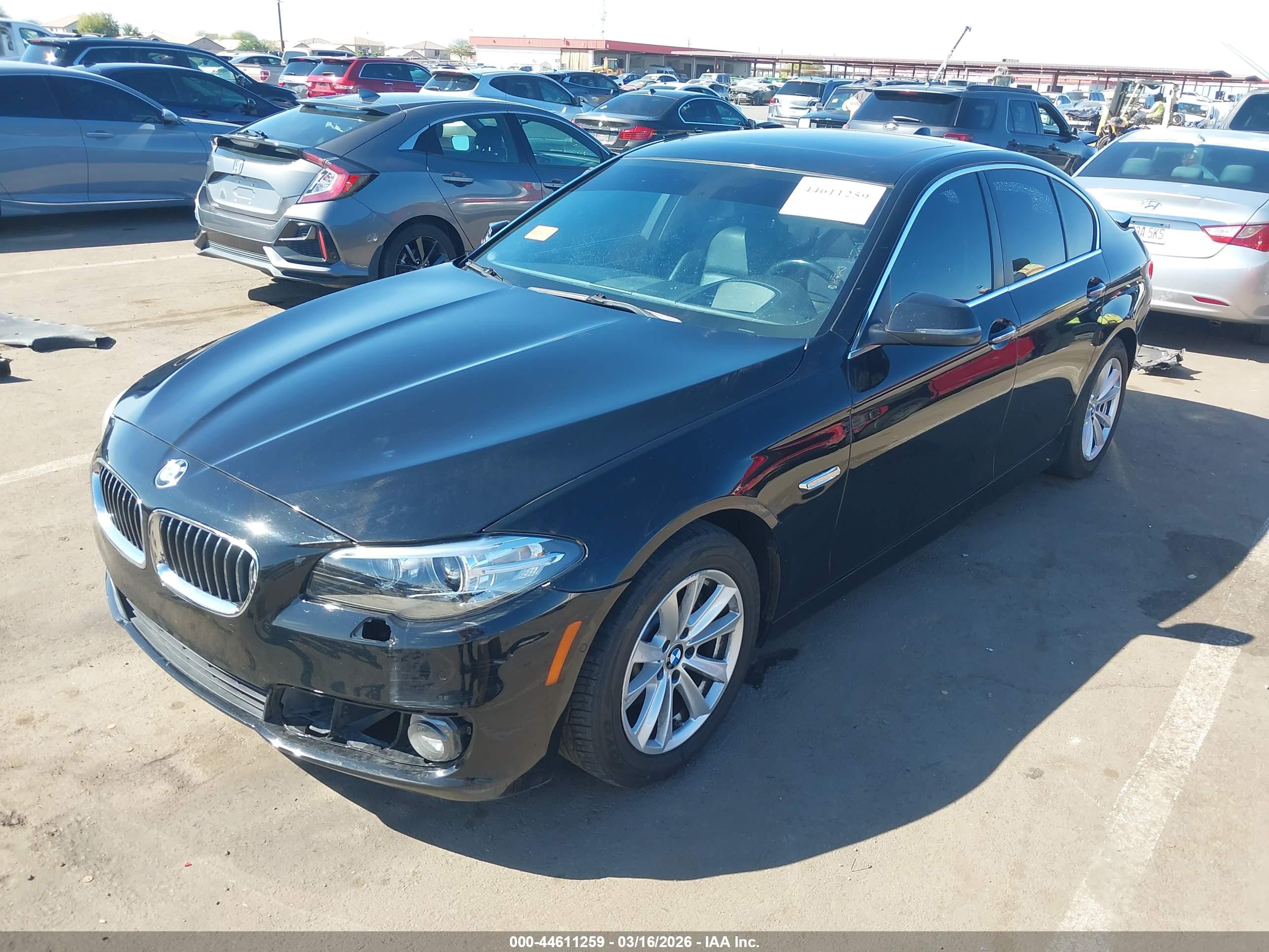 BMW 528I image 2