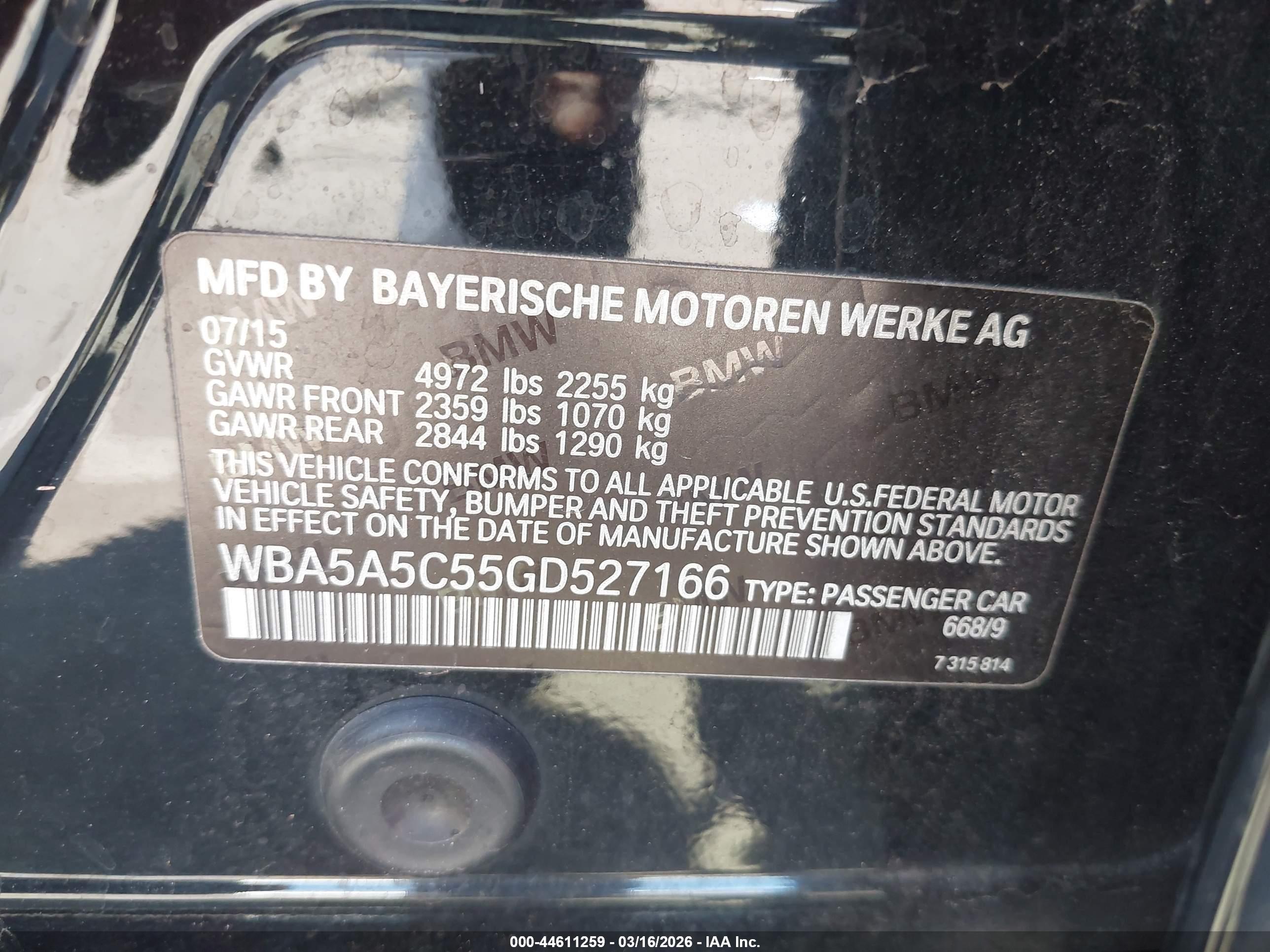 BMW 528I image 9