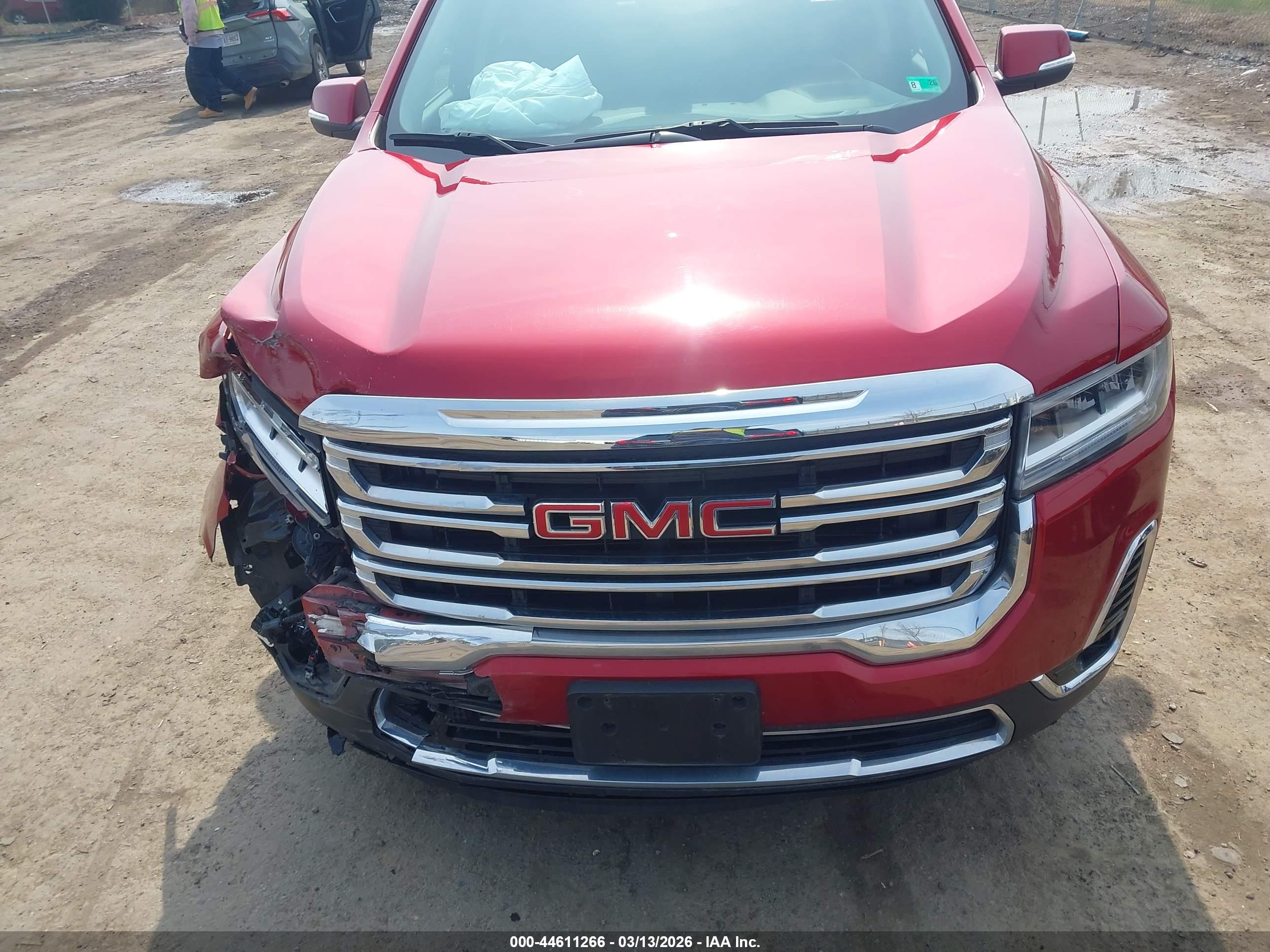 GMC ACADIA image 6