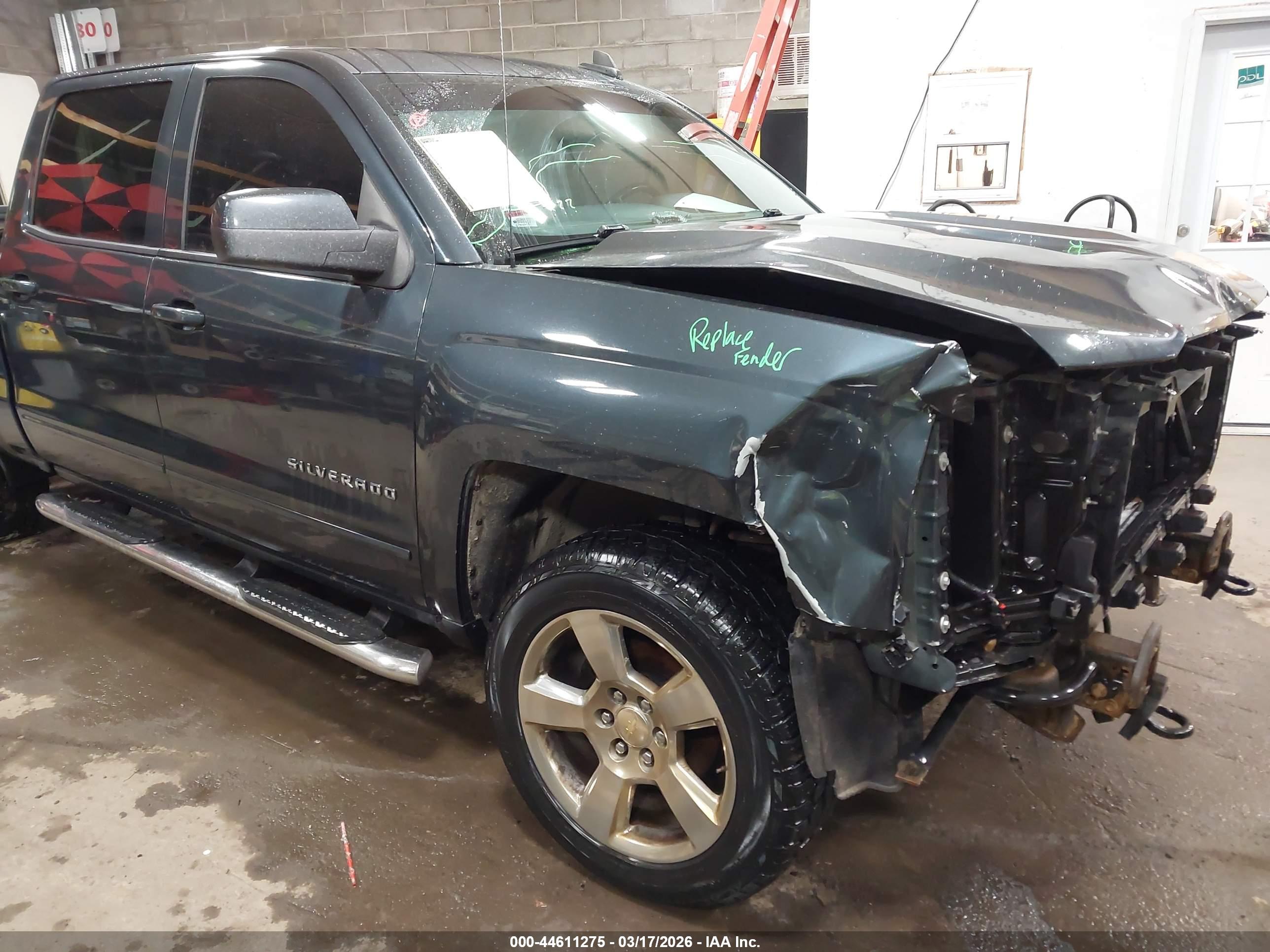 CHEVROLET SILVERADO image 6