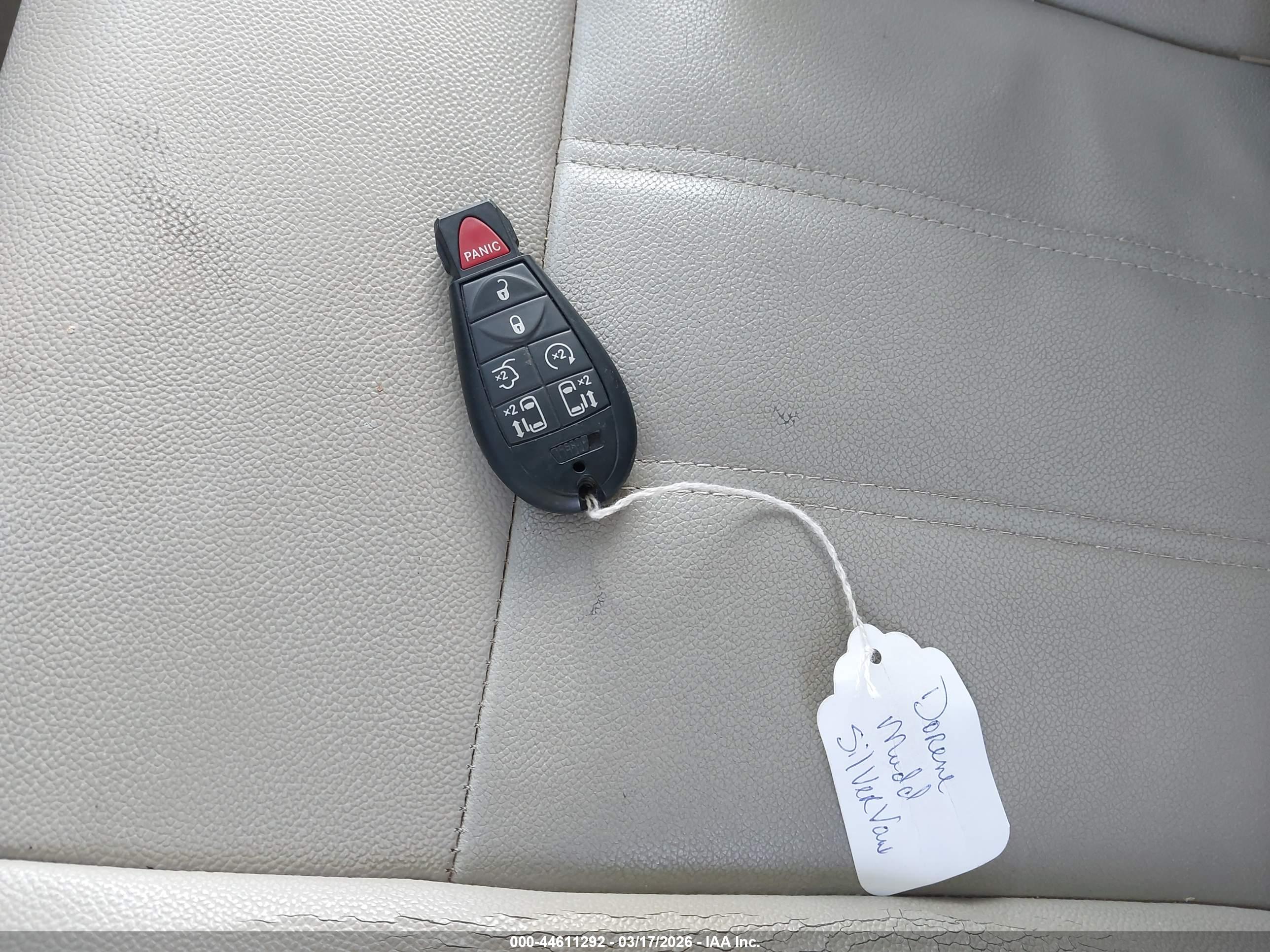 CHRYSLER TOWN image 11
