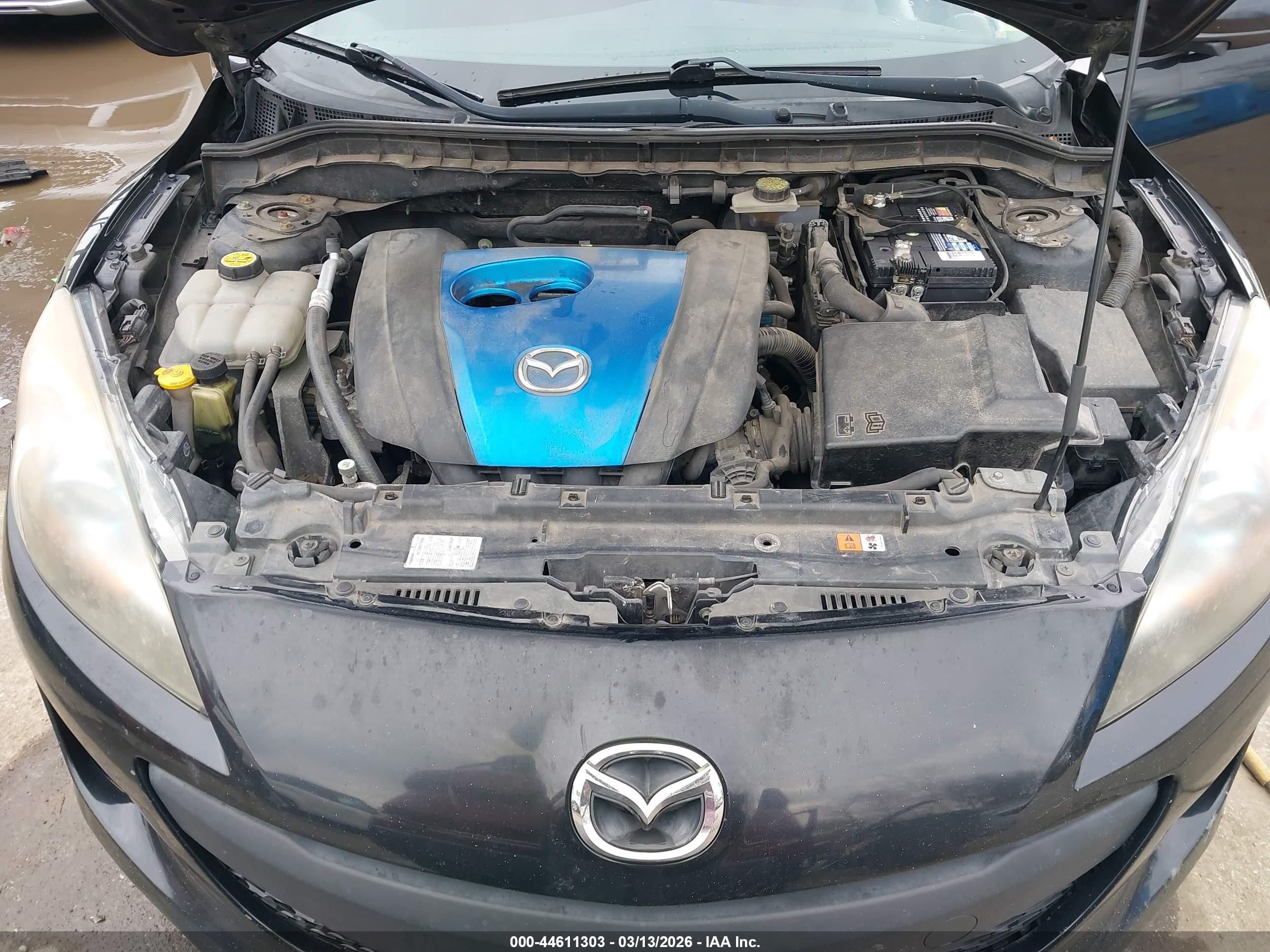 MAZDA MAZDA3 image 10