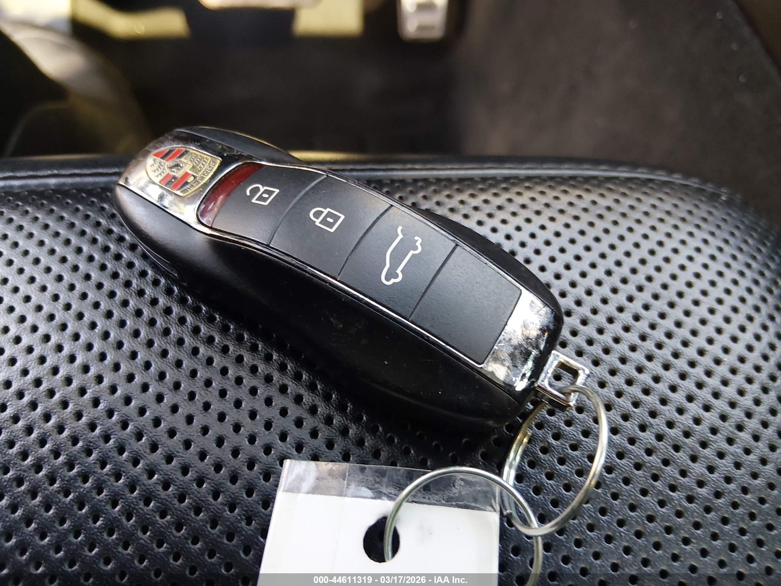 PORSCHE CAYENNE image 11