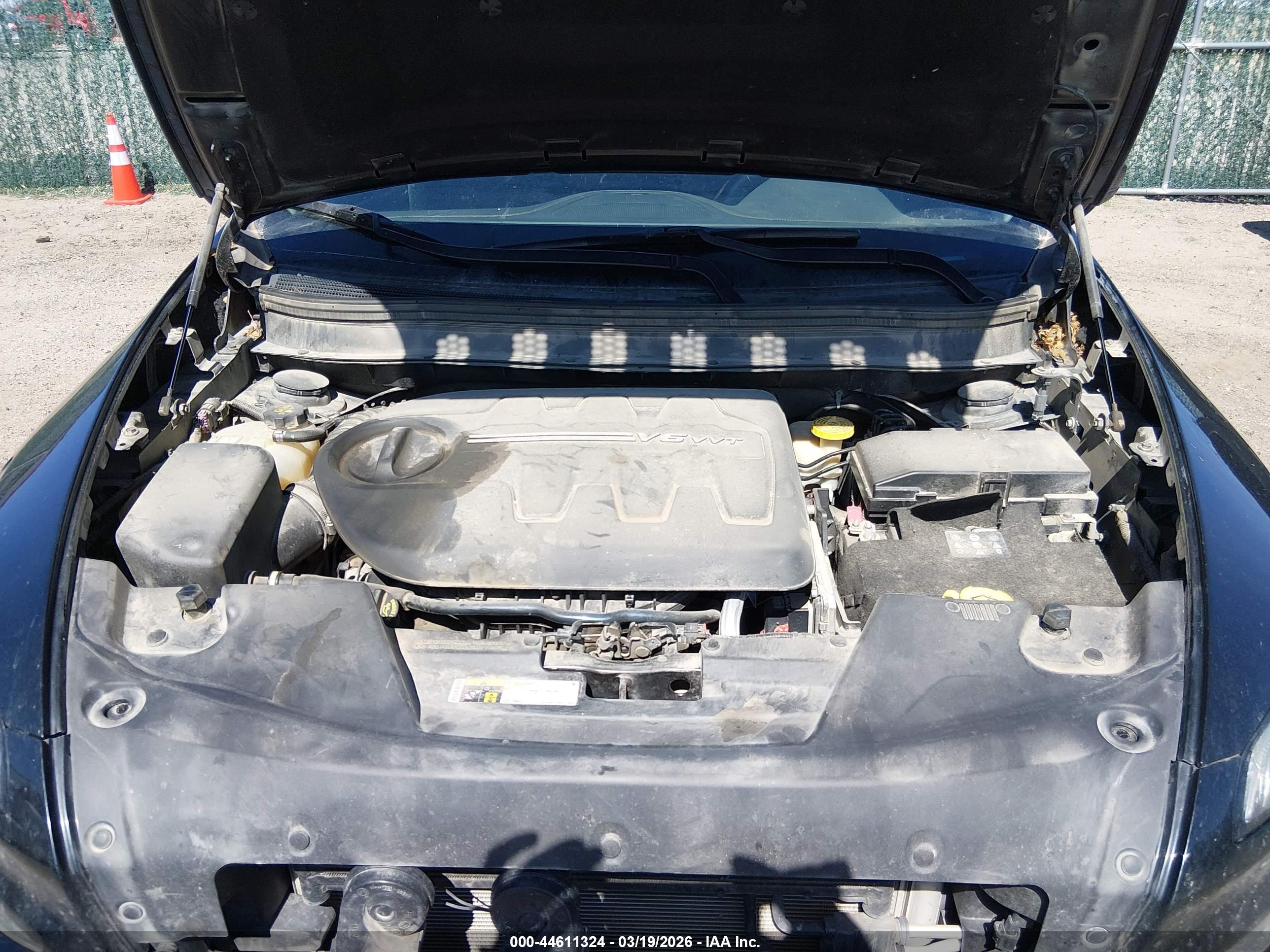 JEEP CHEROKEE image 10