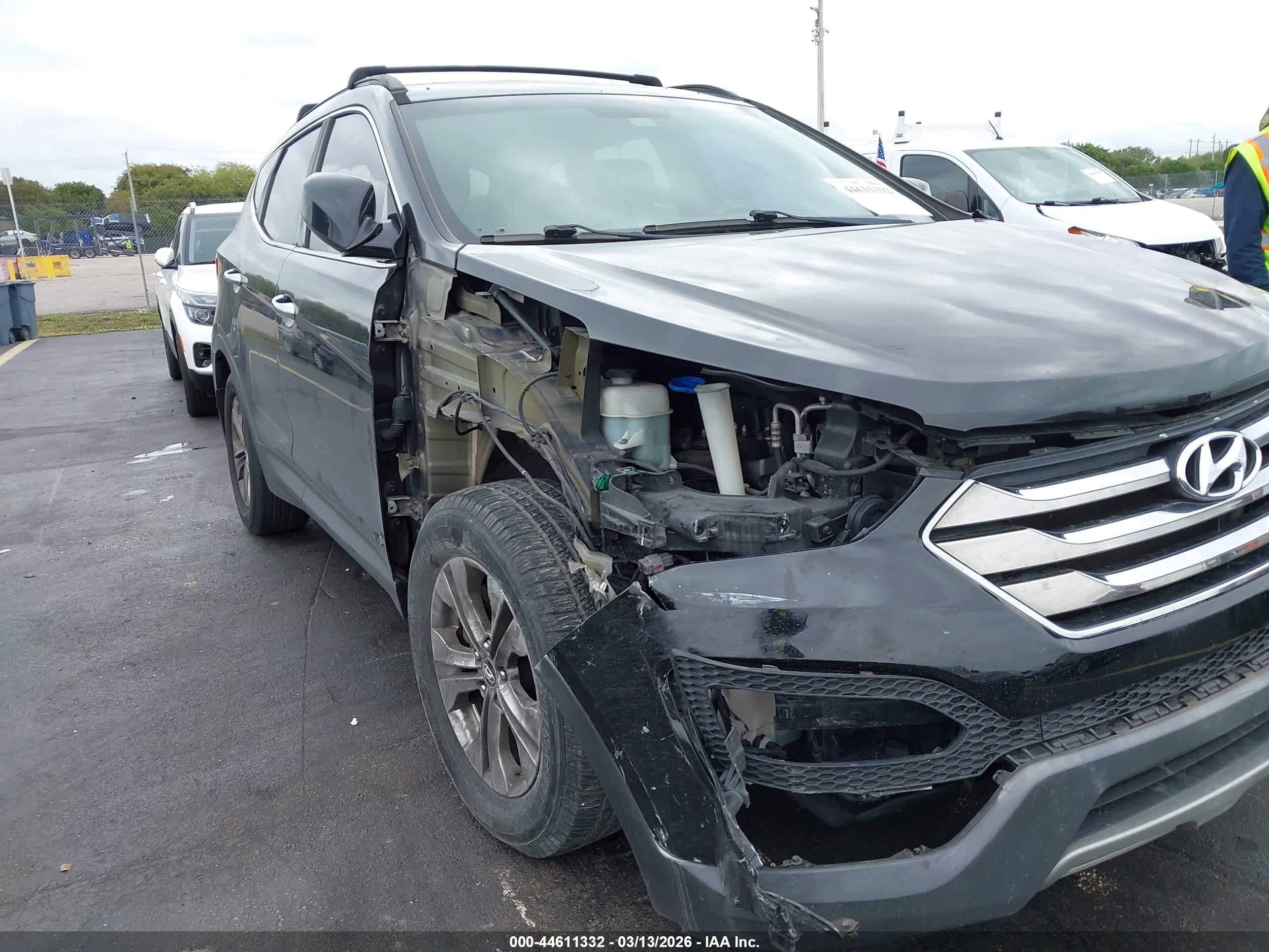 HYUNDAI SANTA image 6