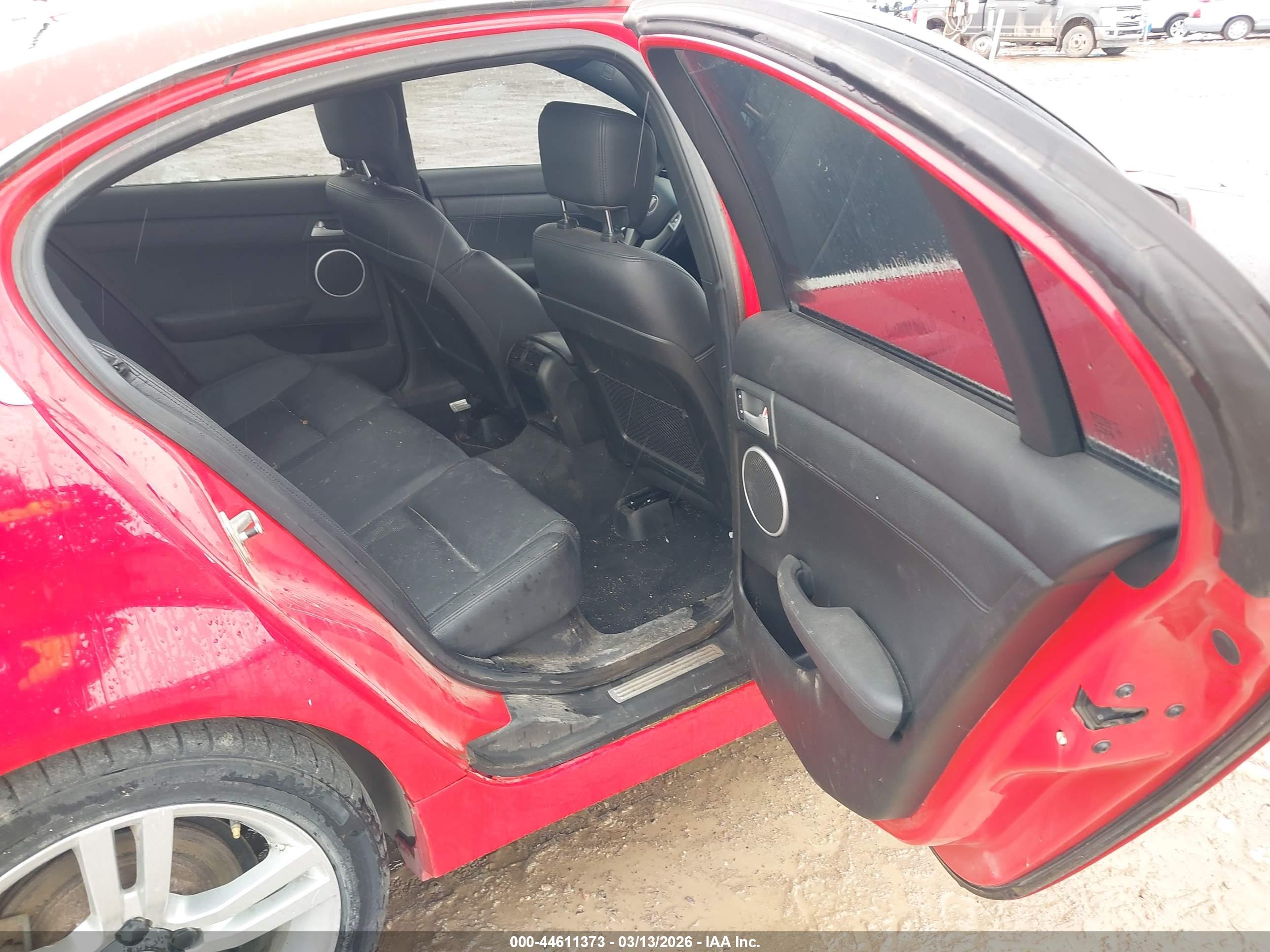 PONTIAC G8 image 8