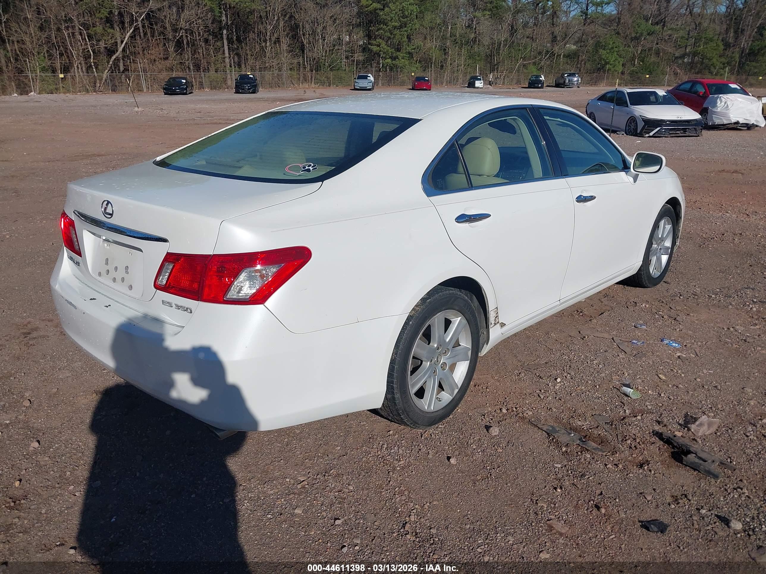 LEXUS ES image 4