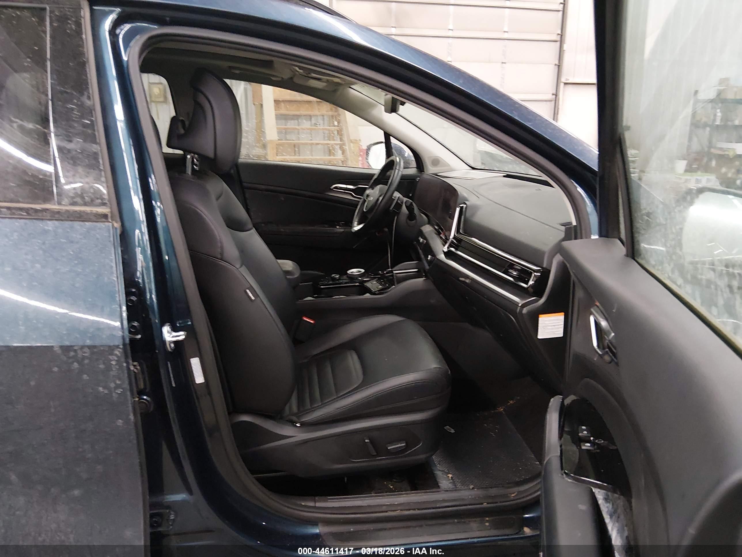 KIA SPORTAGE image 5