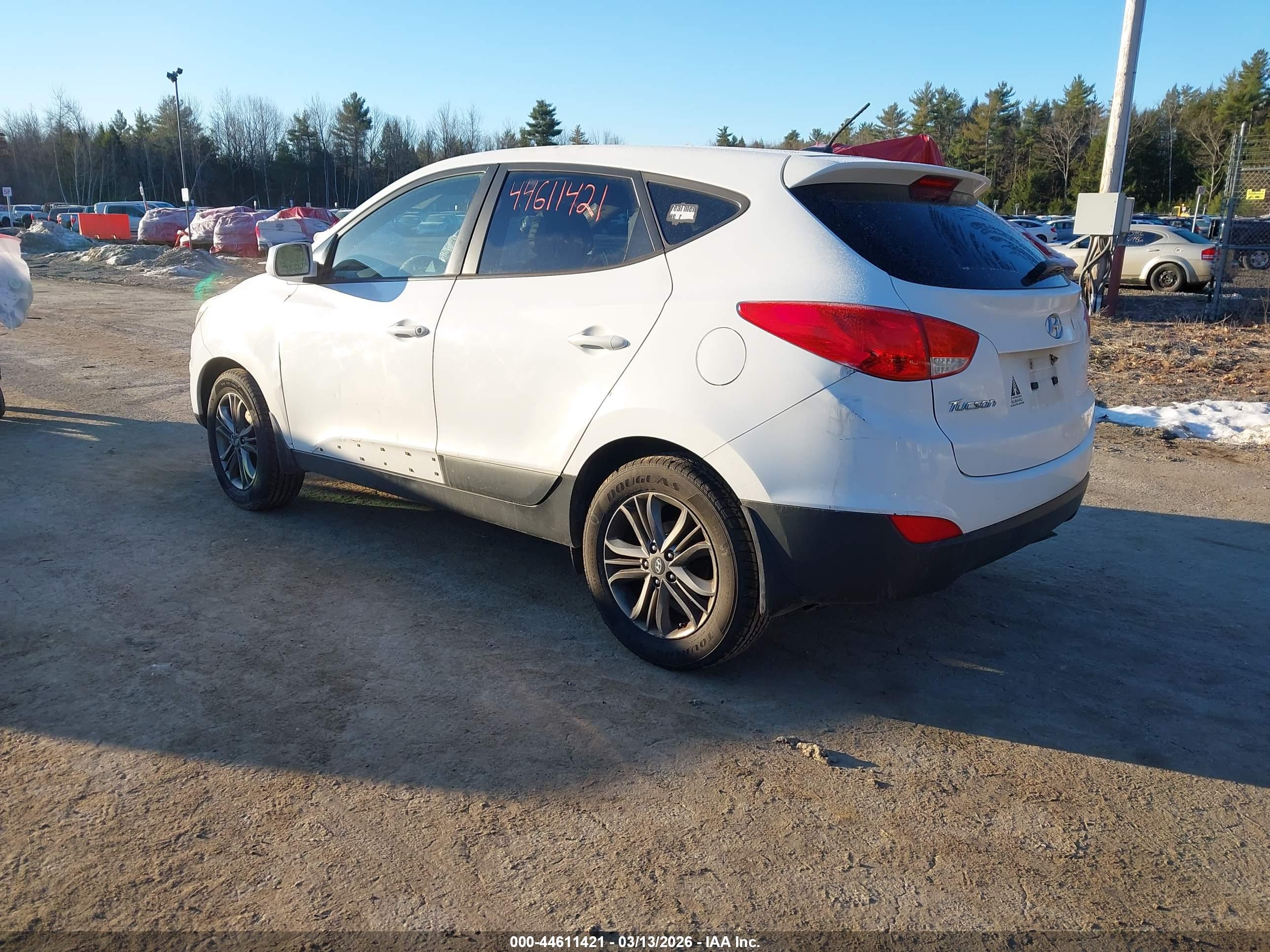 HYUNDAI TUCSON image 3