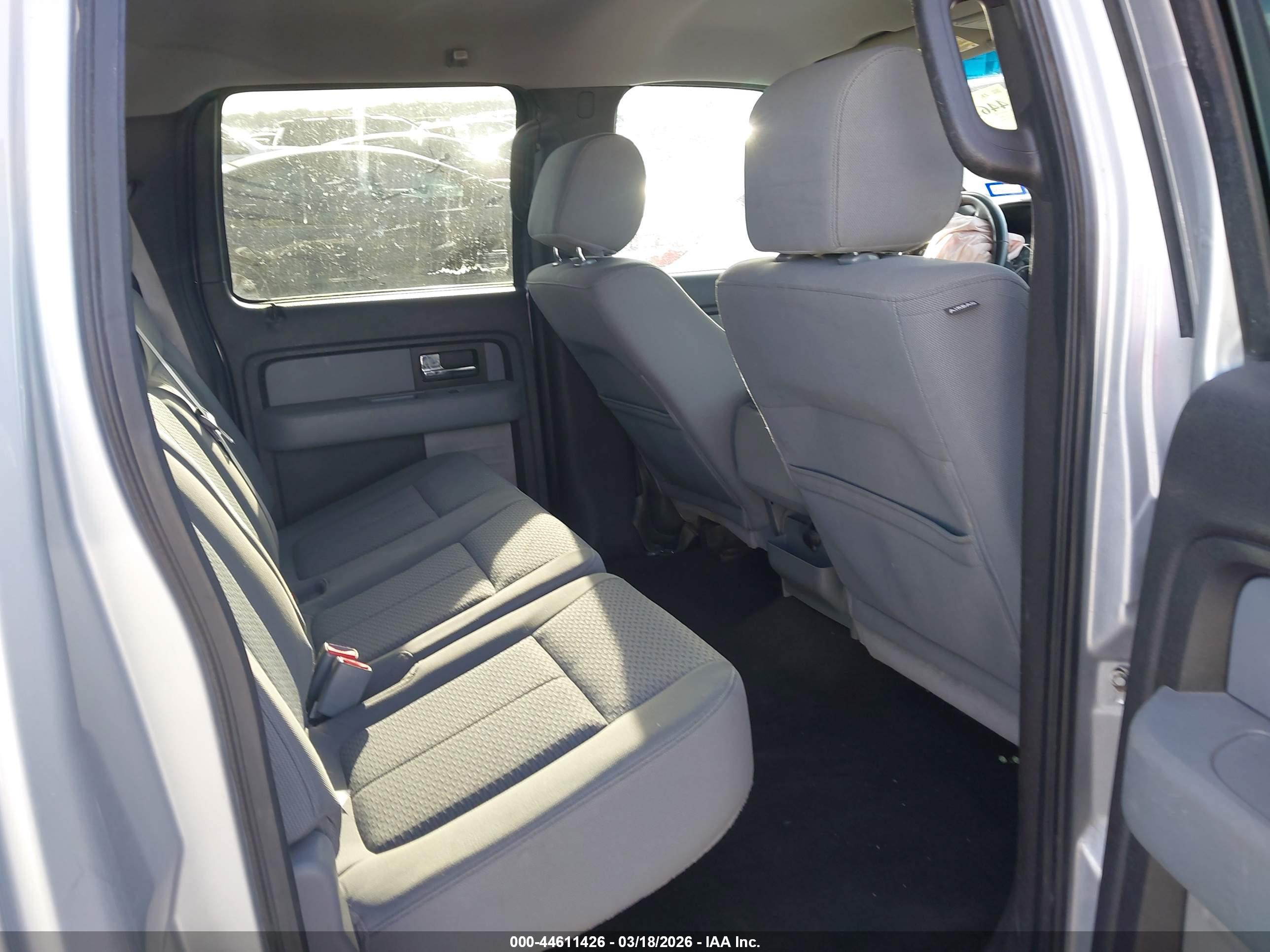FORD F-150 image 8