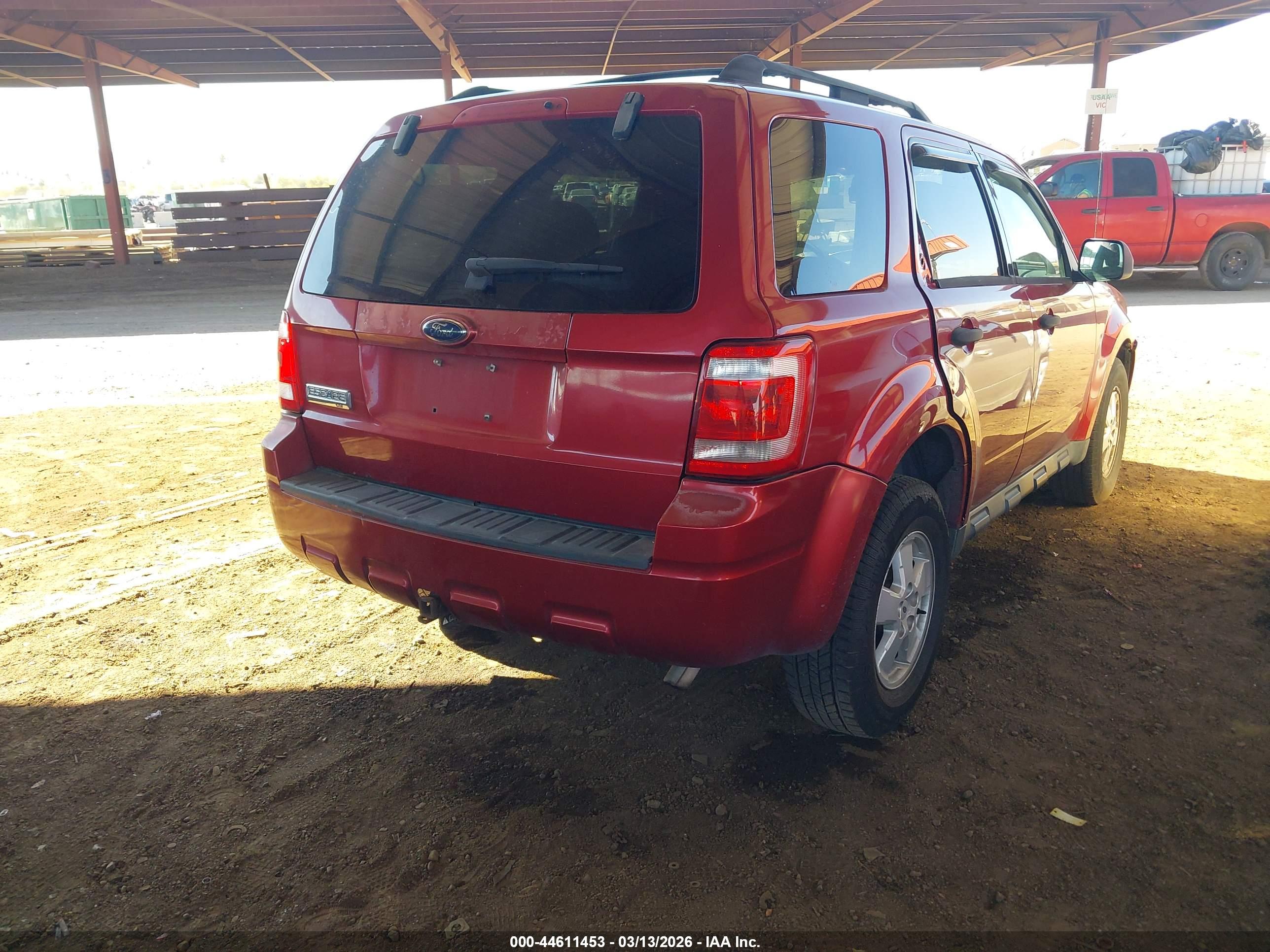 FORD ESCAPE image 4