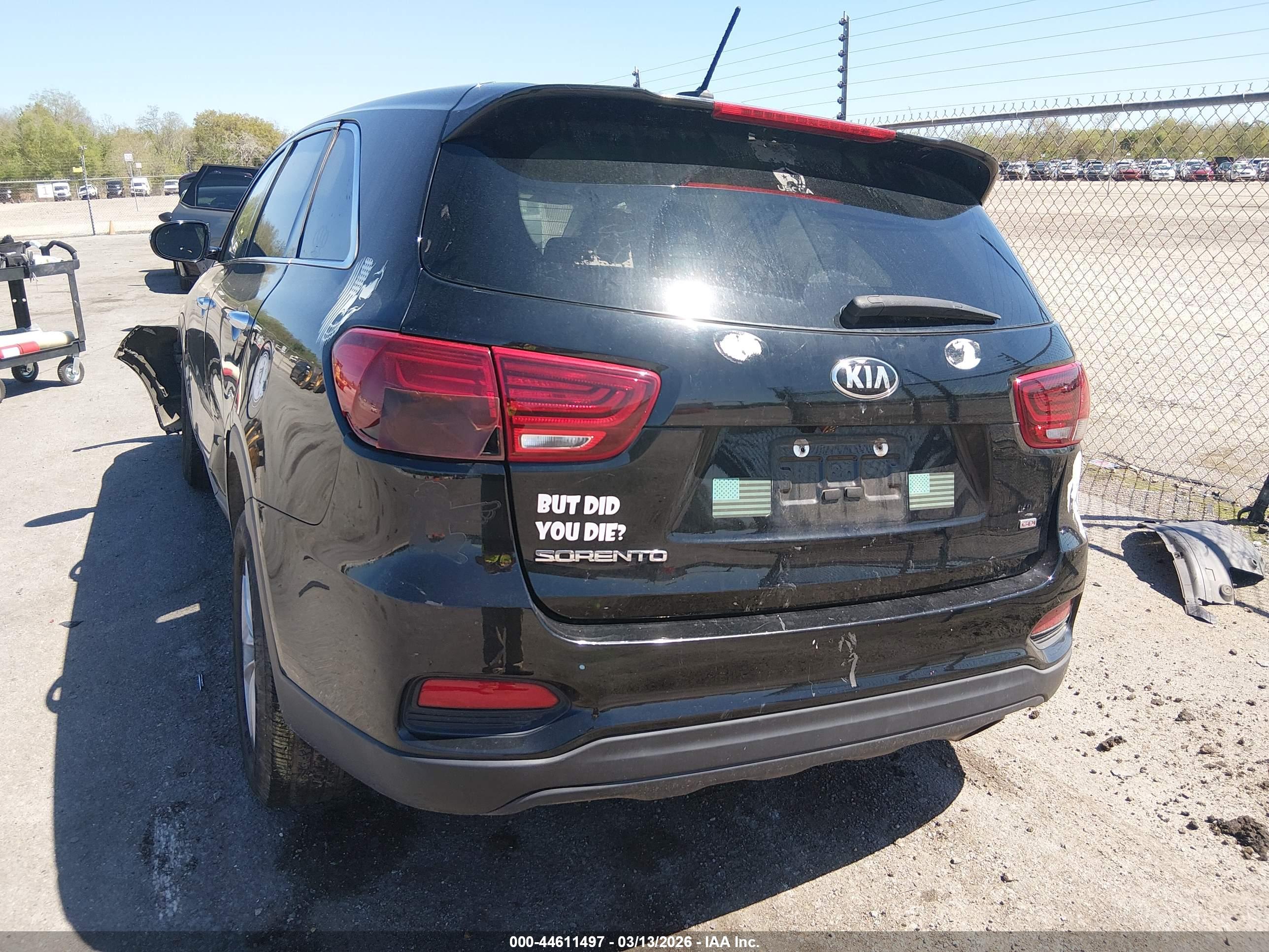 KIA SORENTO image 3