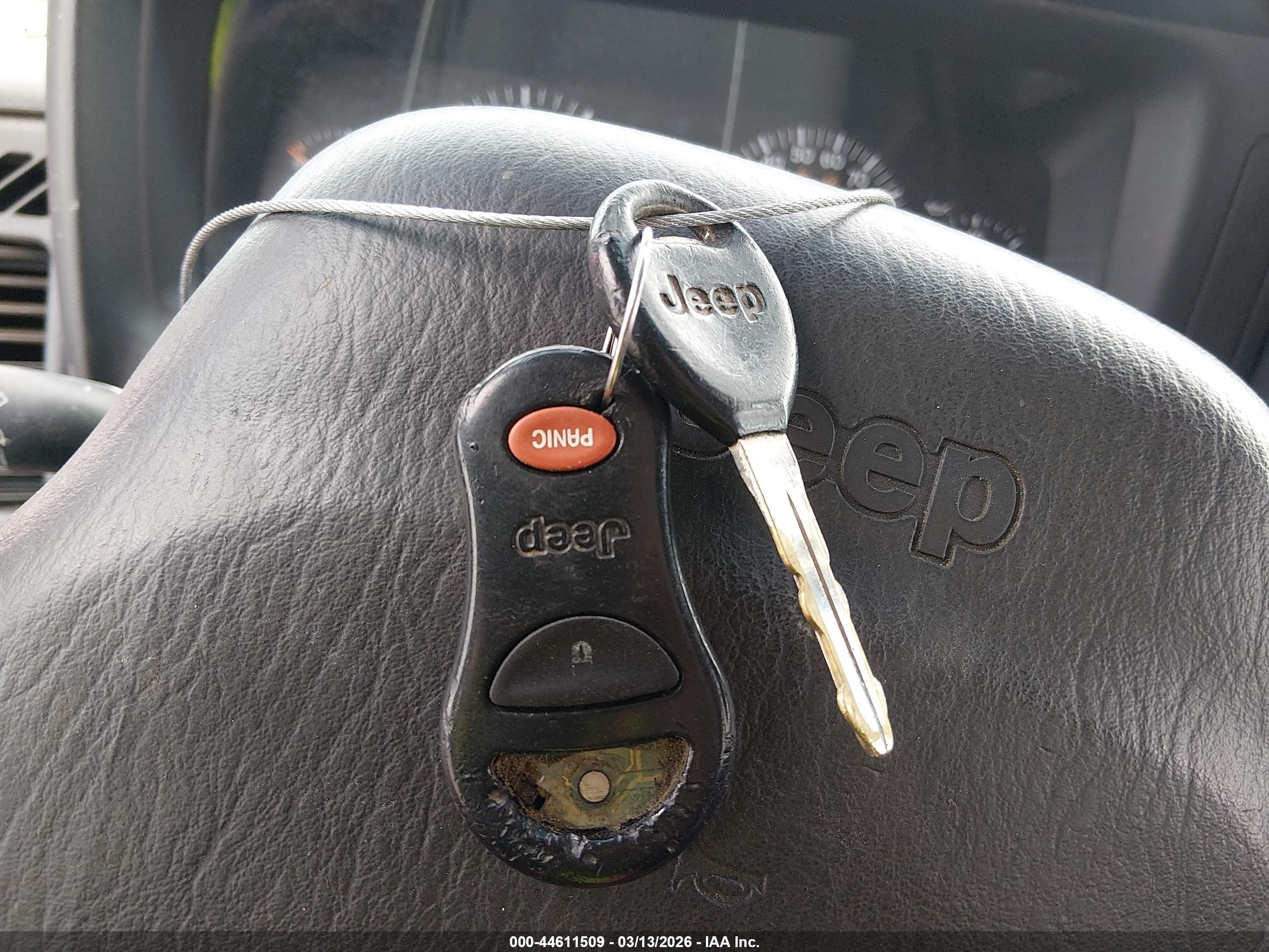 JEEP CHEROKEE image 11