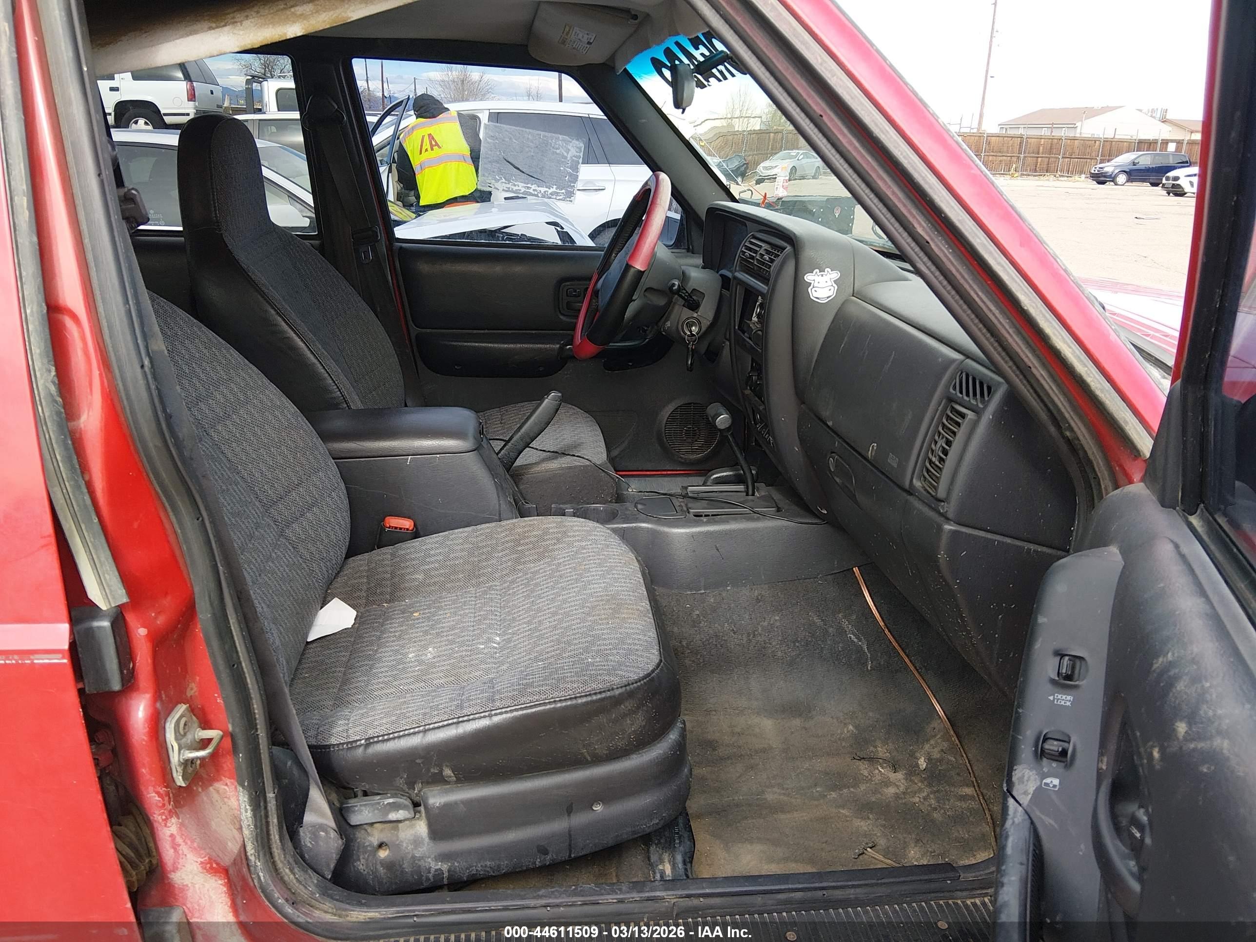 JEEP CHEROKEE image 5