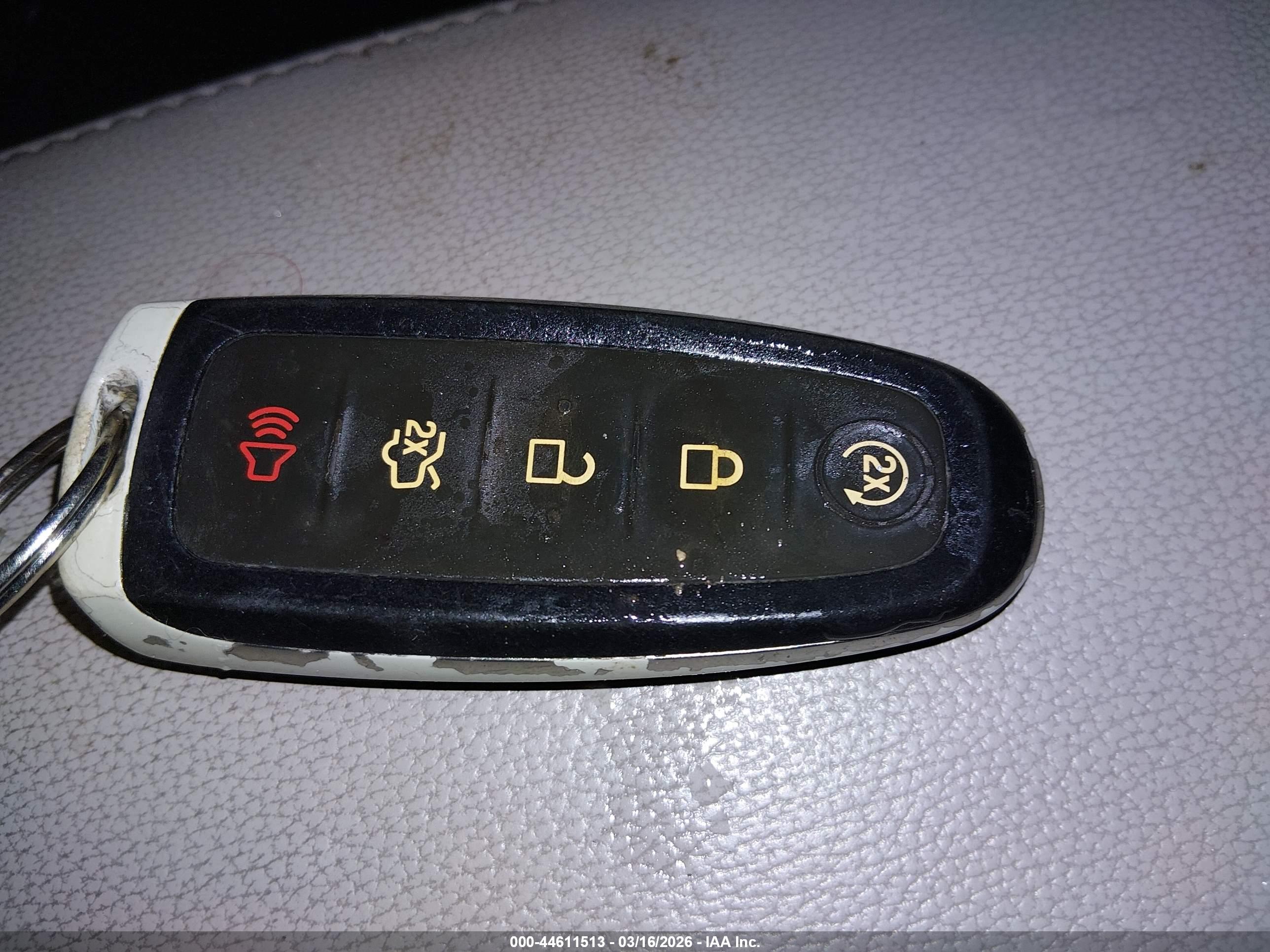 FORD ESCAPE image 11