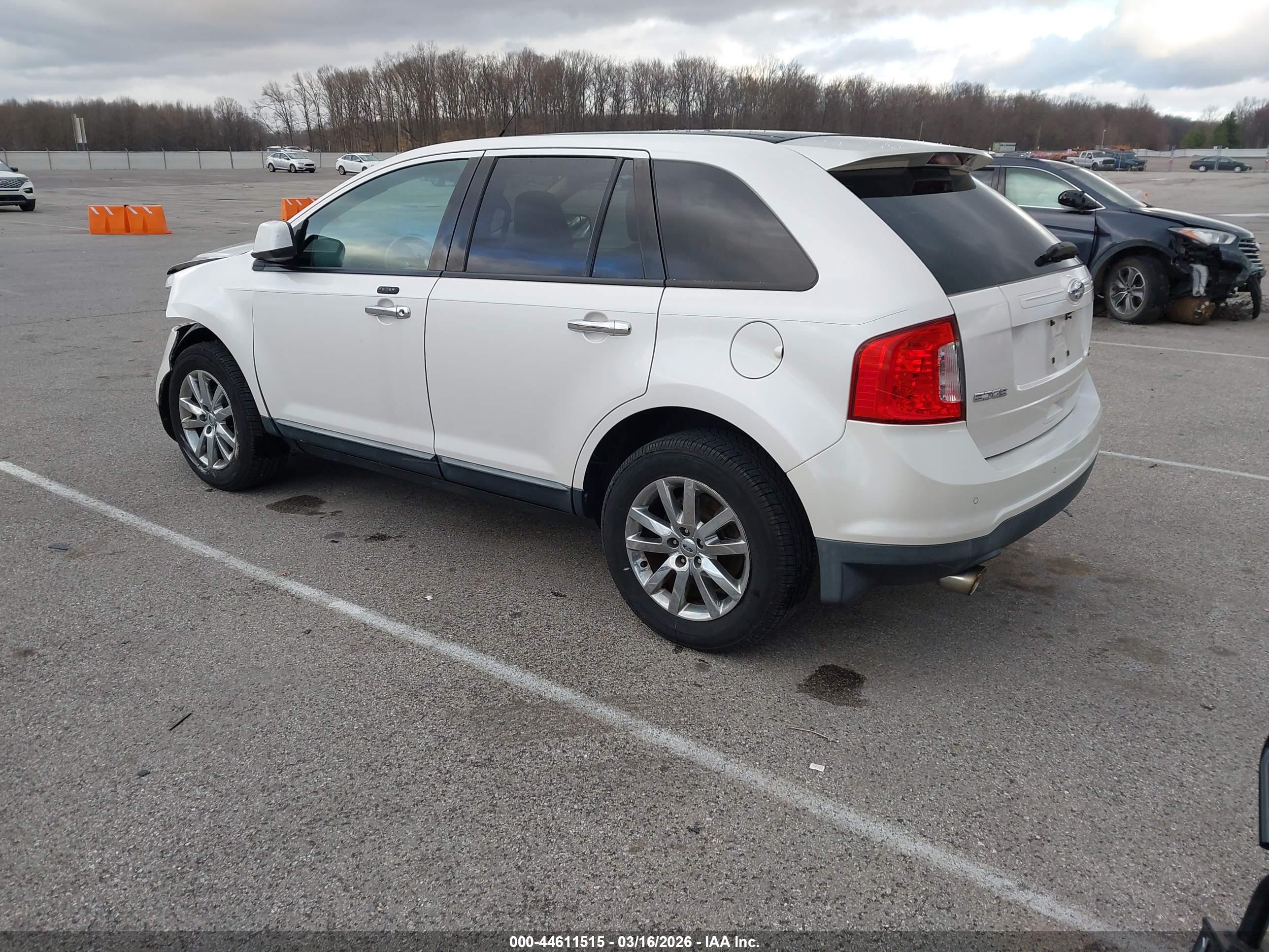 FORD EDGE image 3