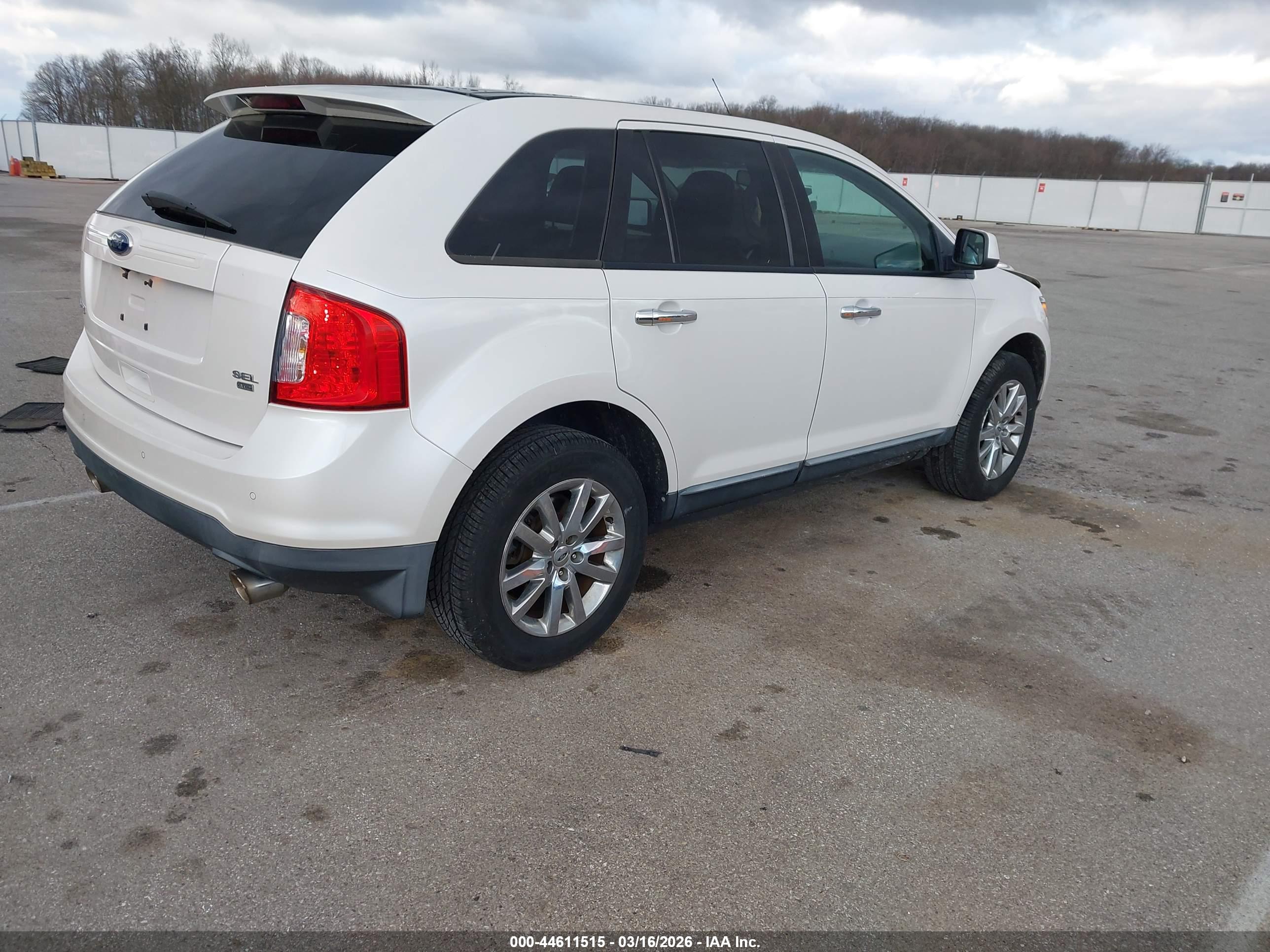 FORD EDGE image 4