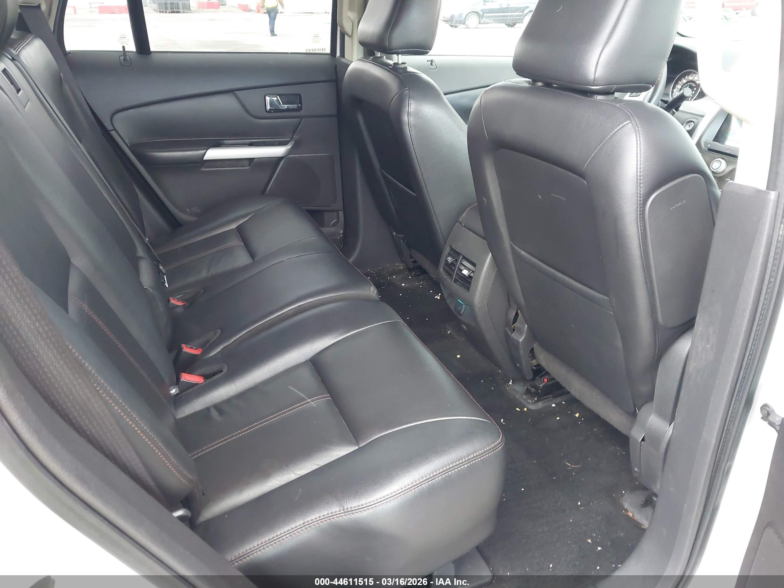 FORD EDGE image 8