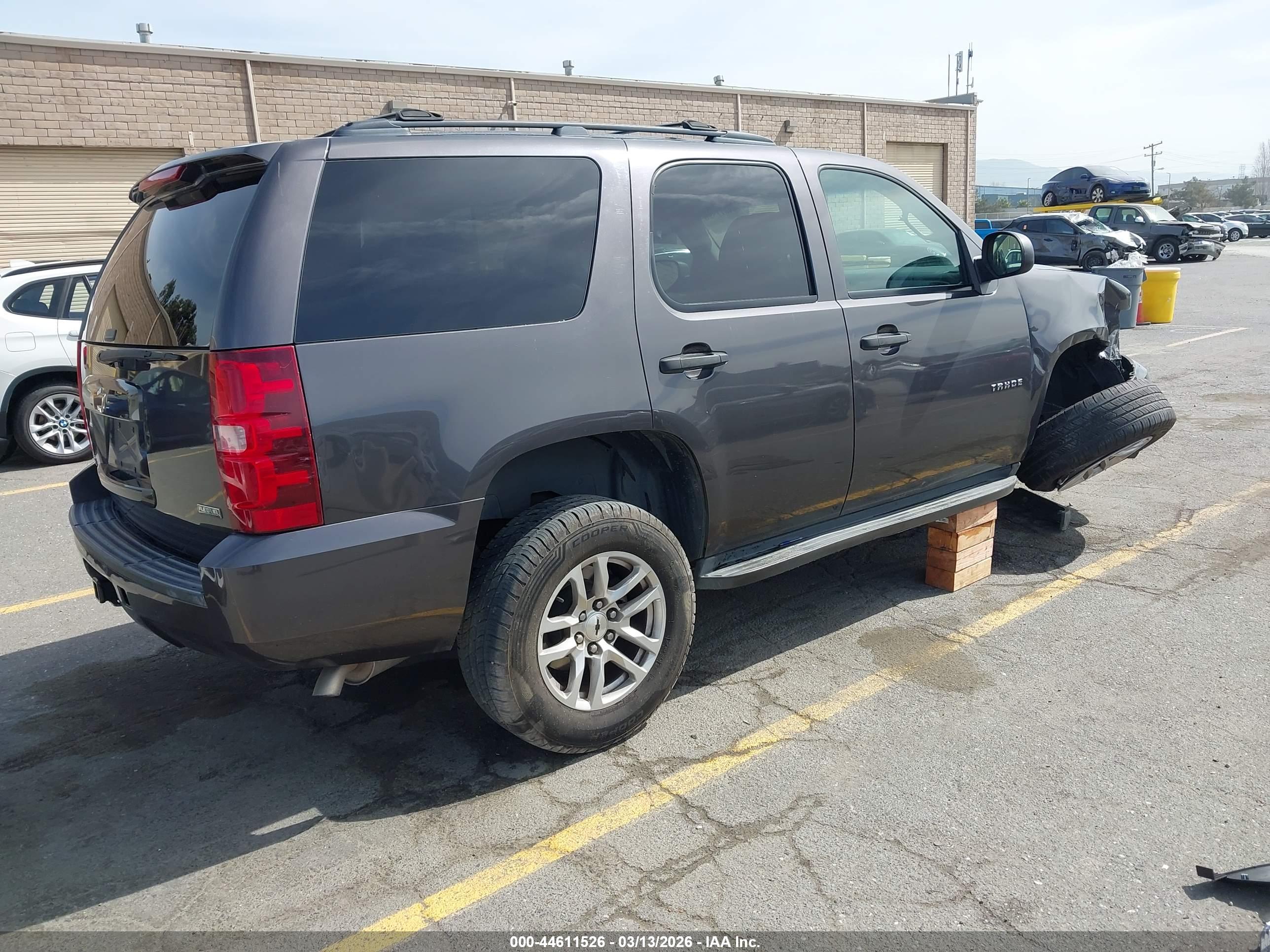 CHEVROLET TAHOE image 4