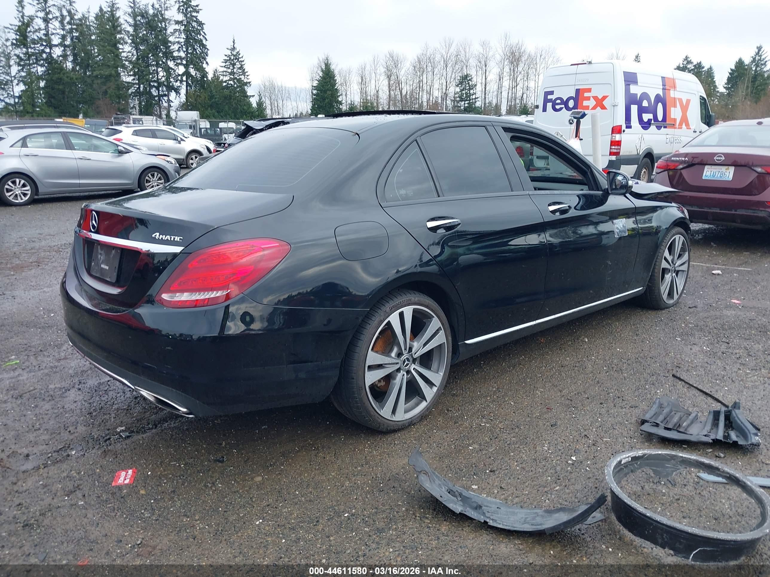 MERCEDES-BENZ C image 4