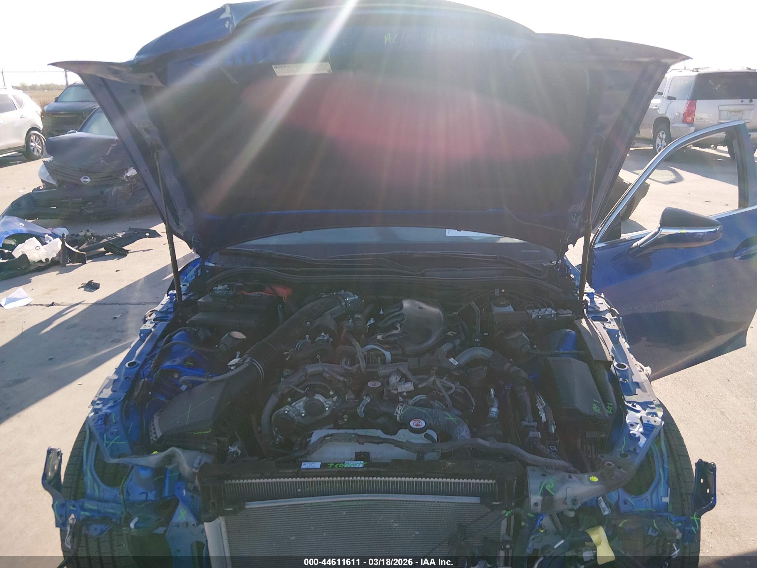 LEXUS IS image 10