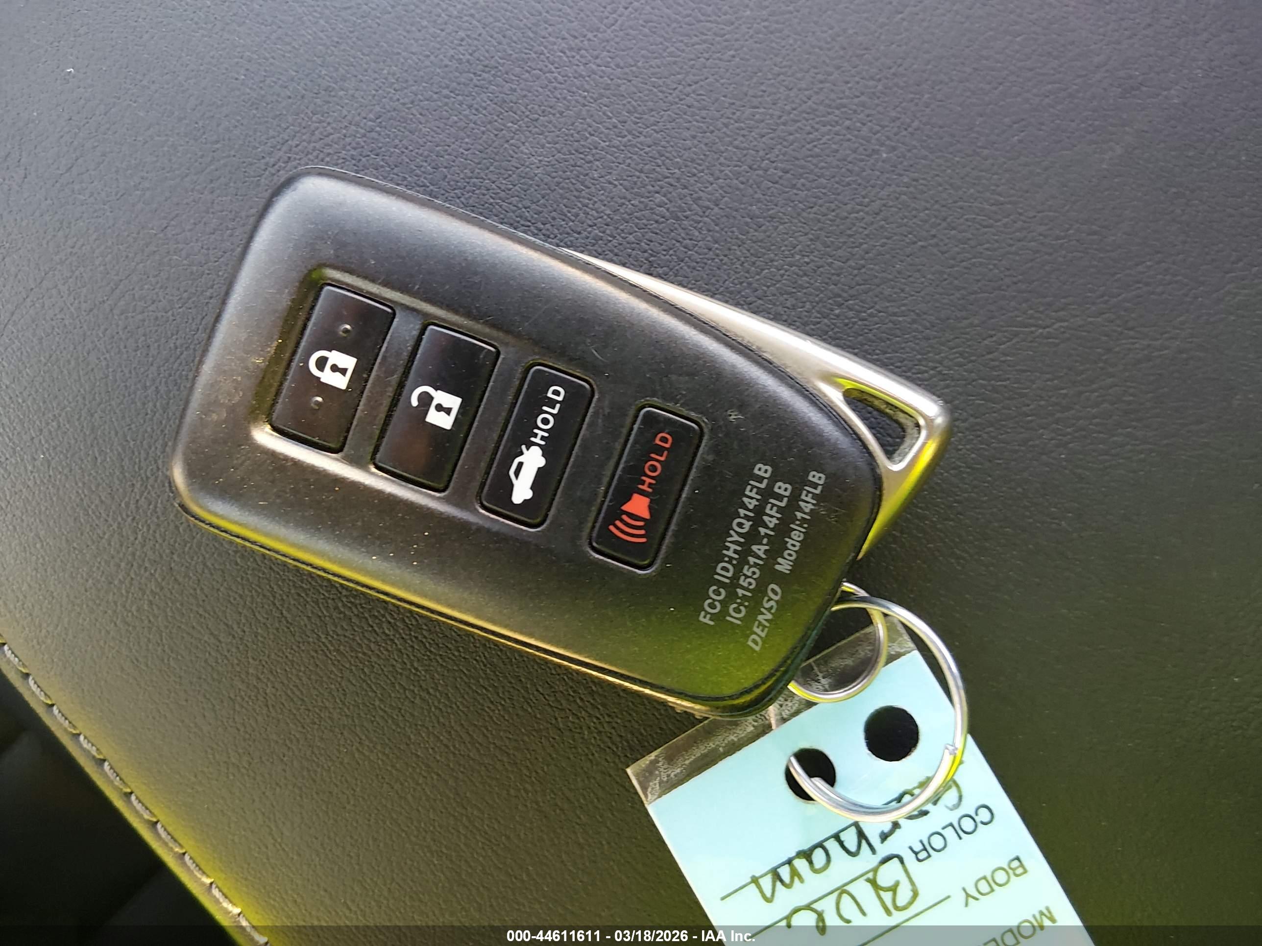 LEXUS IS image 11