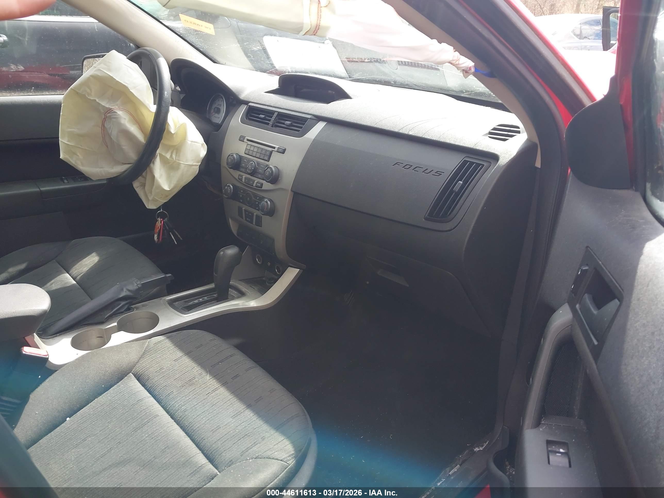 FORD FOCUS image 5