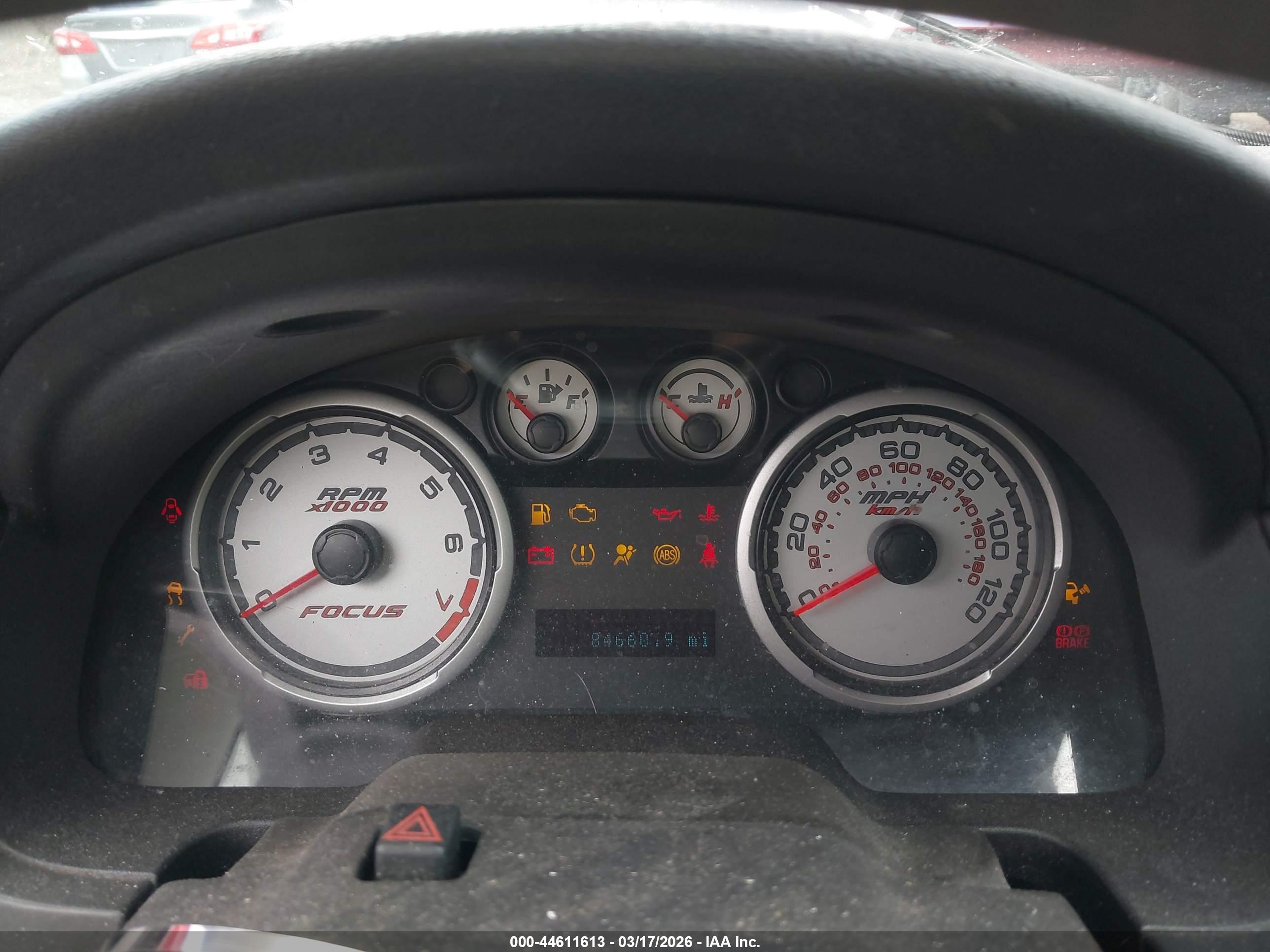 FORD FOCUS image 7