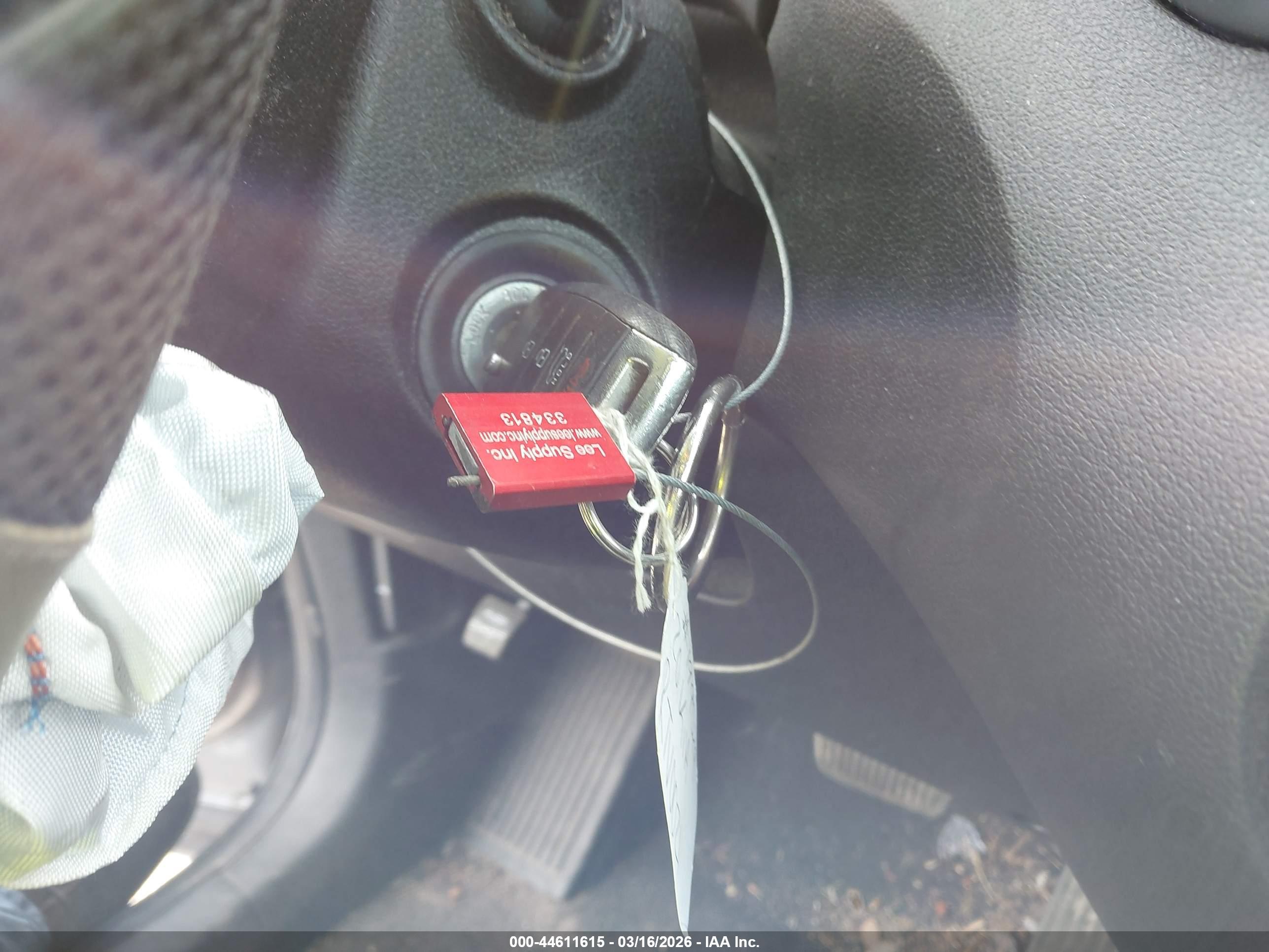 KIA SORENTO image 11