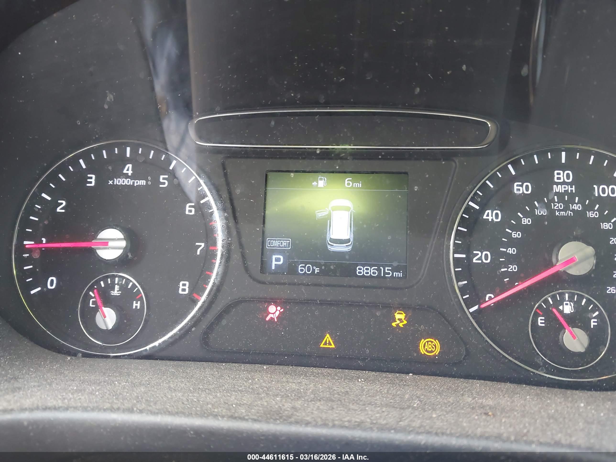 KIA SORENTO image 7