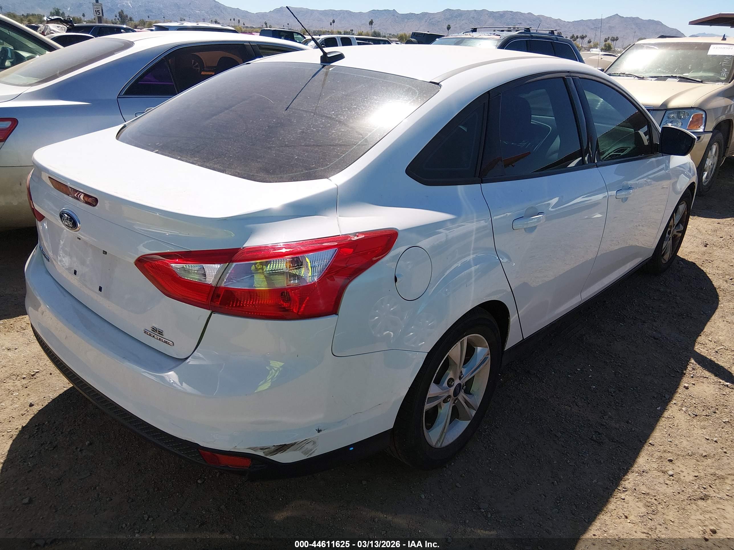 FORD FOCUS image 4