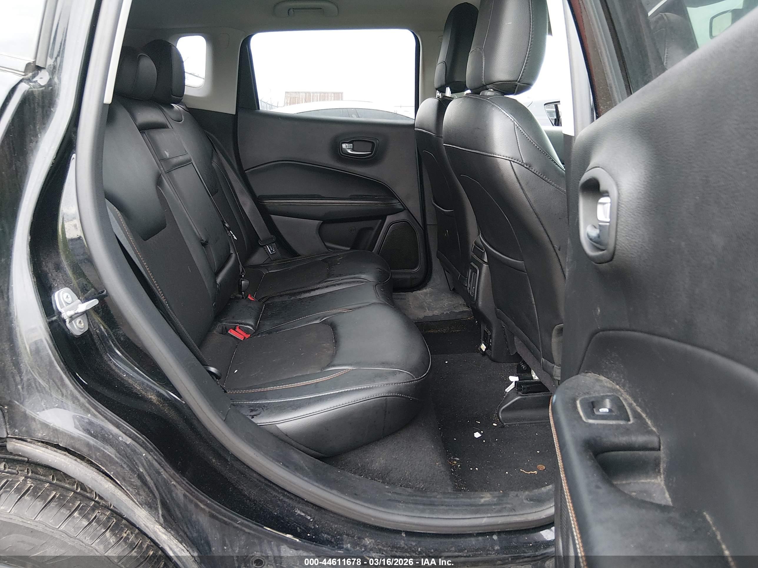 JEEP COMPASS image 8