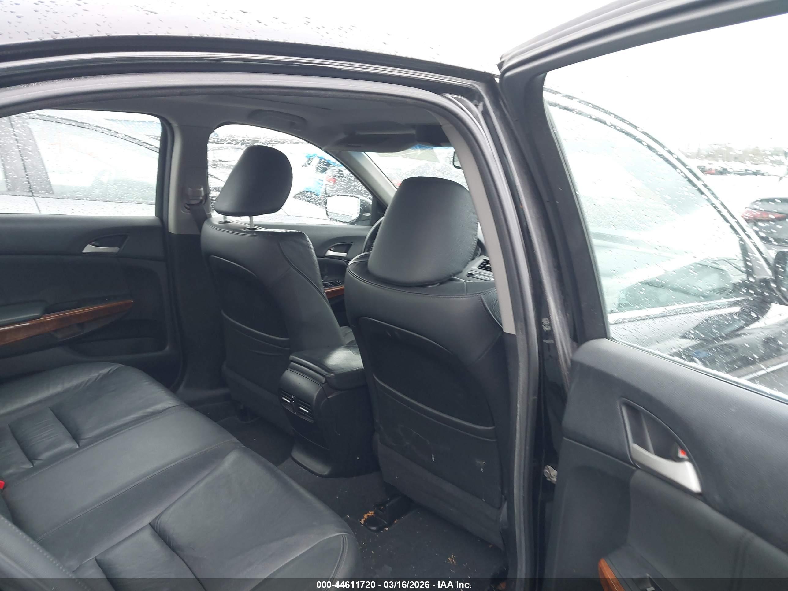 HONDA ACCORD image 8