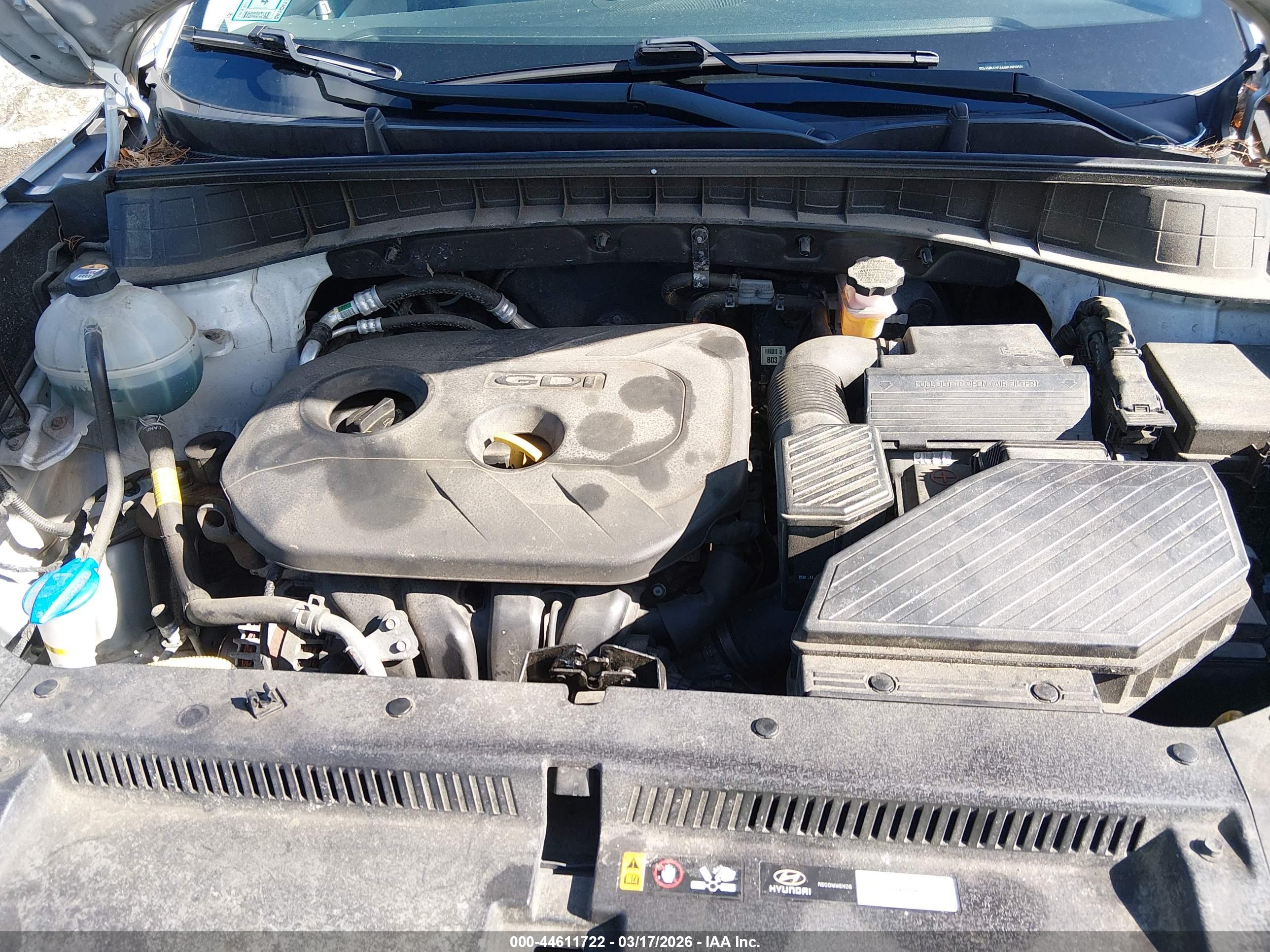 HYUNDAI TUCSON image 10